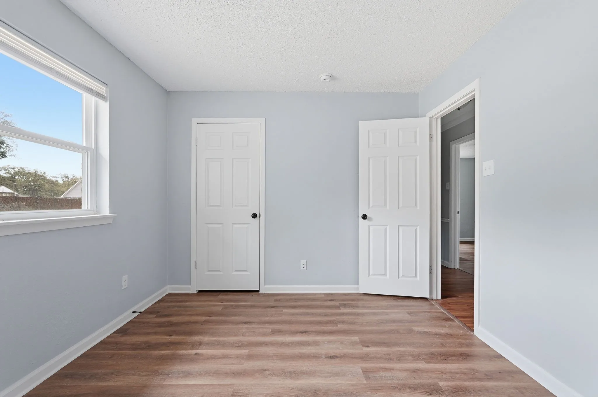 Single Family Residence For Sale in Tarrant County , 6246 Guilford Street, Forest Hill, Texas 76119, 4 Bedroom, 2 Bathroom, 2 Garage spaces, 1,377 Sqft, built in 1971, Price $224,999, mls#21189894, Real Estate Agent in Forest Hill, Homes For Sale in Tarrant county, Homes For Sale in Forest Hill, Realtor in Forest Hill Texas, Real Estate Brokerage Independent Realty Texas, Luminita Cordes Realtor
