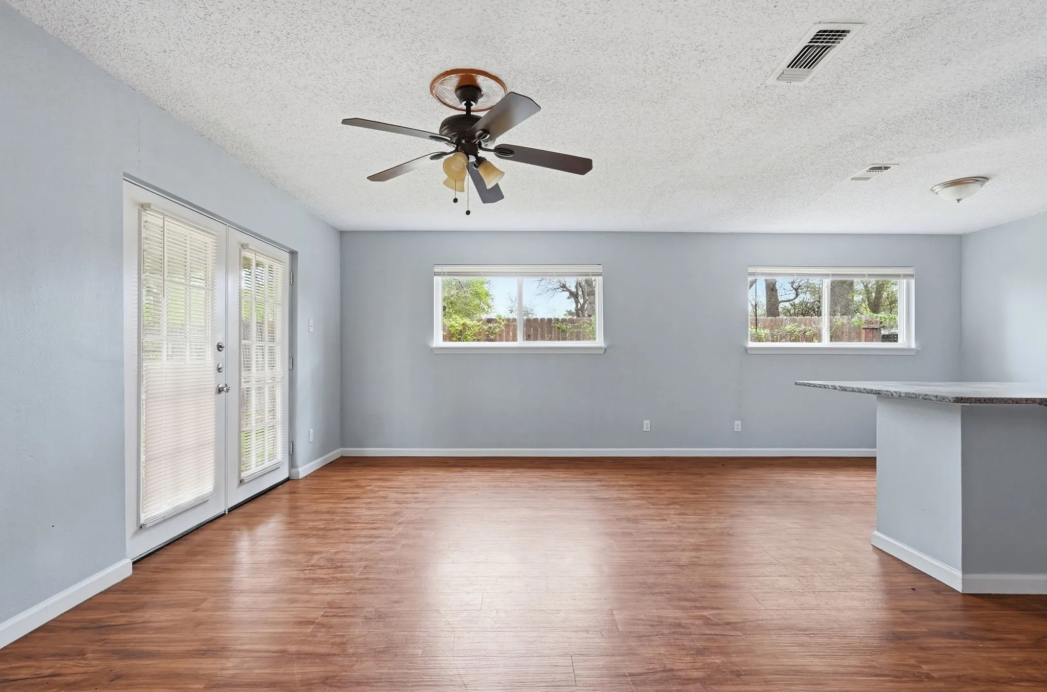 Single Family Residence For Sale in Tarrant County , 6246 Guilford Street, Forest Hill, Texas 76119, 4 Bedroom, 2 Bathroom, 2 Garage spaces, 1,377 Sqft, built in 1971, Price $224,999, mls#21189894, Real Estate Agent in Forest Hill, Homes For Sale in Tarrant county, Homes For Sale in Forest Hill, Realtor in Forest Hill Texas, Real Estate Brokerage Independent Realty Texas, Luminita Cordes Realtor