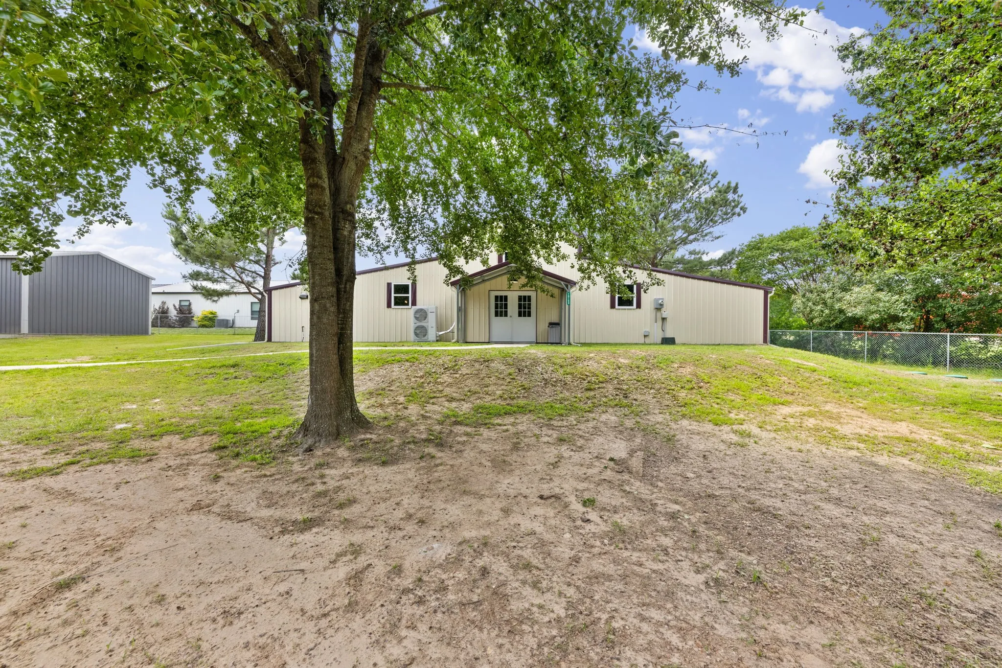 Single Family Residence For Sale in Hunt County , 10160 Lynn Lane, Wills Point, Texas 75169, 2 Bedrooms, 2 Bathrooms, 2 Garage spaces, 1,884 Sqft, built in 2025, Price $424,900, mls#21284519, Real Estate Agent in Wills Point, Homes For Sale in Hunt county, Homes For Sale in Wills Point, Realtor in Wills Point Texas, Real Estate Brokerage Independent Realty Texas, Luminita Cordes Realtor