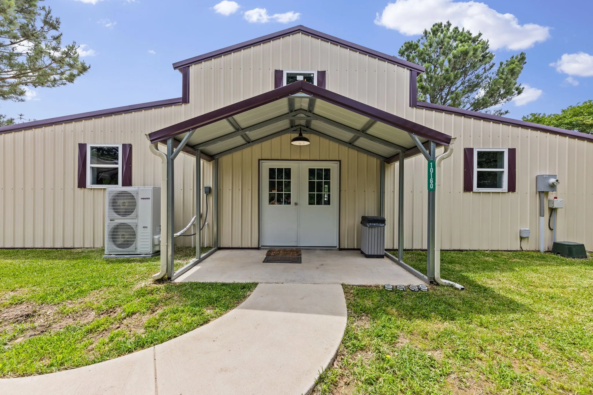 Single Family Residence For Sale in Hunt County , 10160 Lynn Lane, Wills Point, Texas 75169, 2 Bedrooms, 2 Bathrooms, 2 Garage spaces, 1,884 Sqft, built in 2025, Price $424,900, mls#21284519, Real Estate Agent in Wills Point, Homes For Sale in Hunt county, Homes For Sale in Wills Point, Realtor in Wills Point Texas, Real Estate Brokerage Independent Realty Texas, Luminita Cordes Realtor