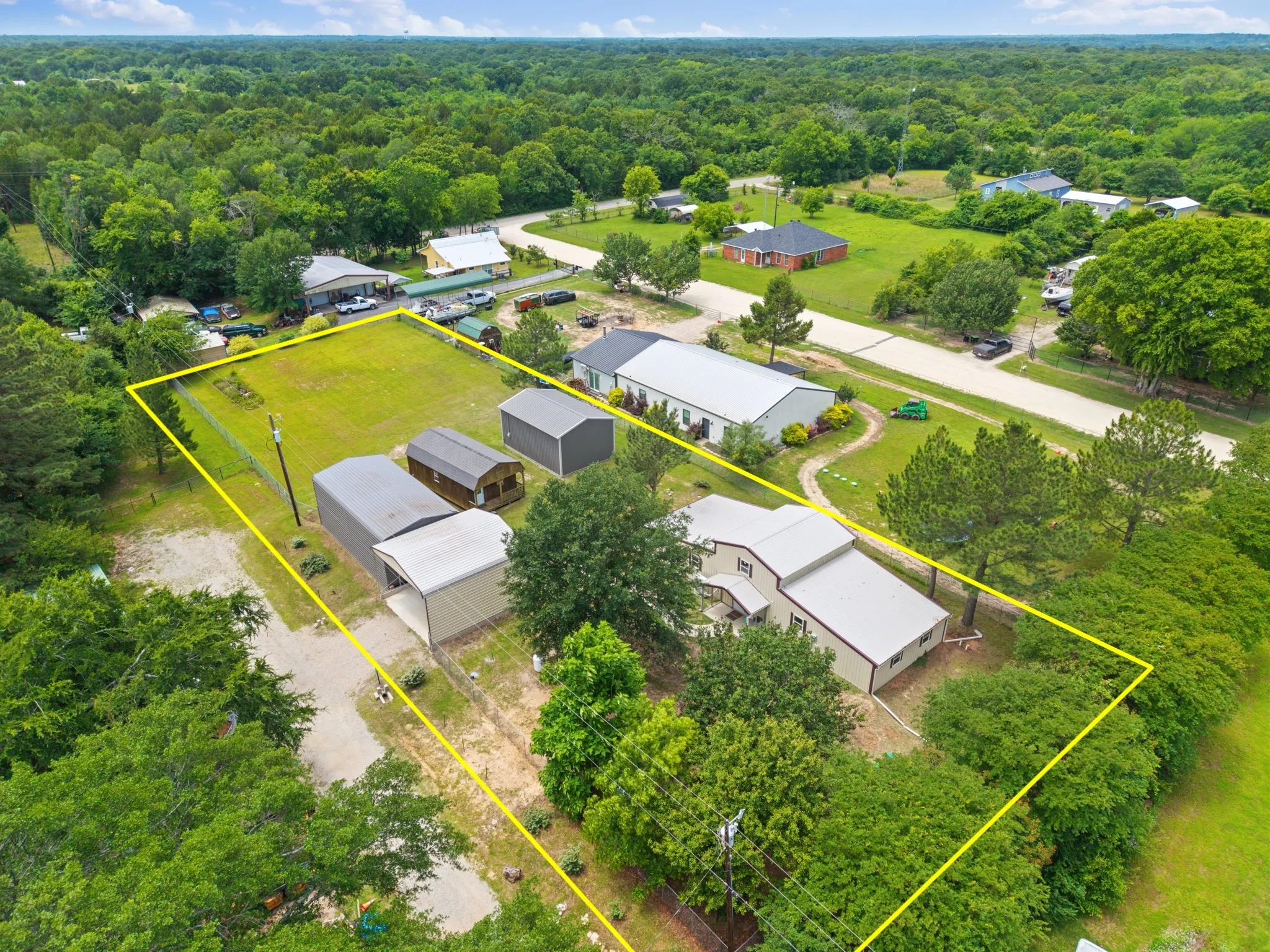 Single Family Residence For Sale in Hunt County , 10160 Lynn Lane, Wills Point, Texas 75169, 2 Bedrooms, 2 Bathrooms, 2 Garage spaces, 1,884 Sqft, built in 2025, Price $424,900, mls#21284519, Real Estate Agent in Wills Point, Homes For Sale in Hunt county, Homes For Sale in Wills Point, Realtor in Wills Point Texas, Real Estate Brokerage Independent Realty Texas, Luminita Cordes Realtor
