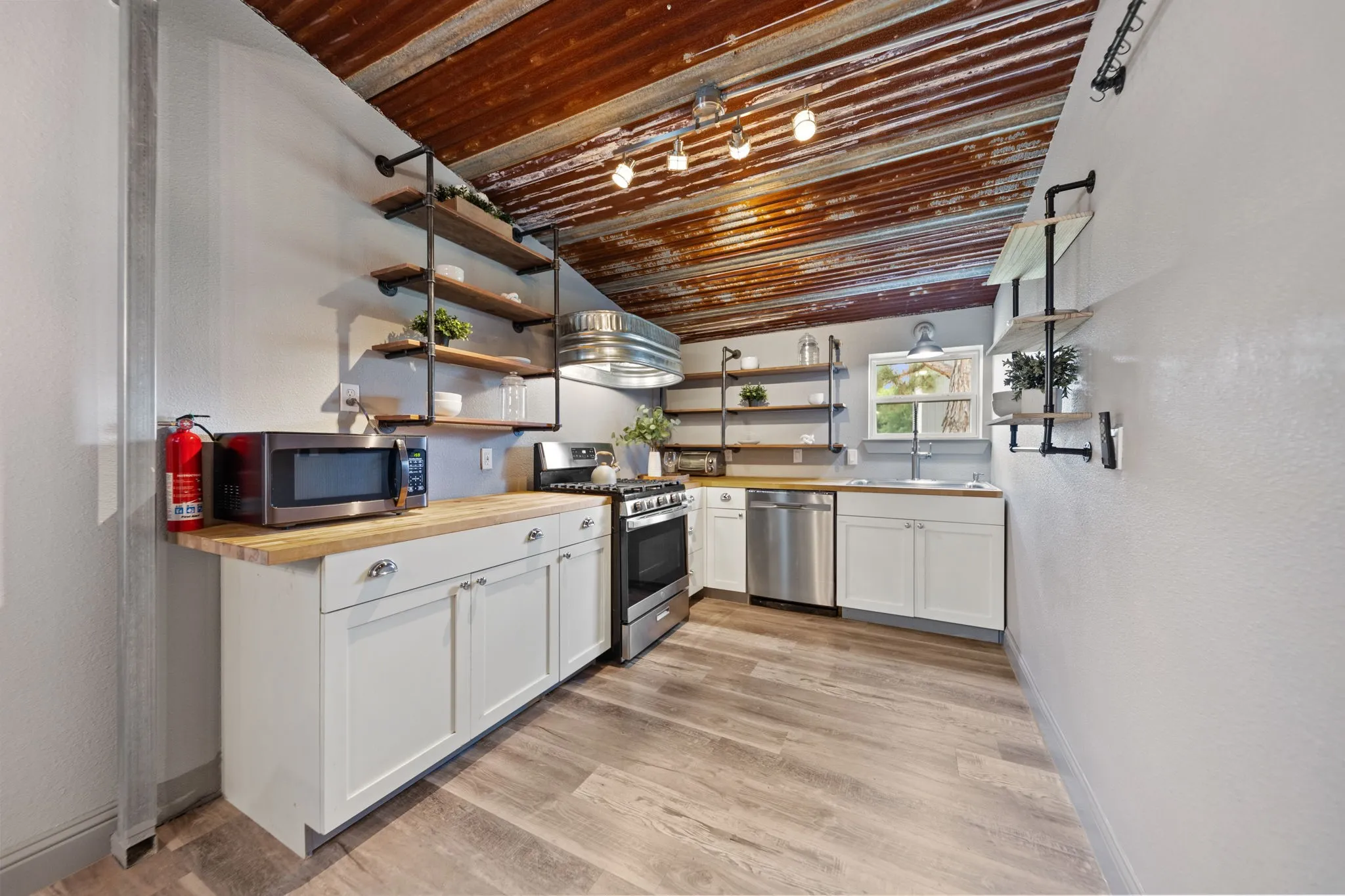 Single Family Residence For Sale in Hunt County , 10160 Lynn Lane, Wills Point, Texas 75169, 2 Bedrooms, 2 Bathrooms, 2 Garage spaces, 1,884 Sqft, built in 2025, Price $424,900, mls#21284519, Real Estate Agent in Wills Point, Homes For Sale in Hunt county, Homes For Sale in Wills Point, Realtor in Wills Point Texas, Real Estate Brokerage Independent Realty Texas, Luminita Cordes Realtor