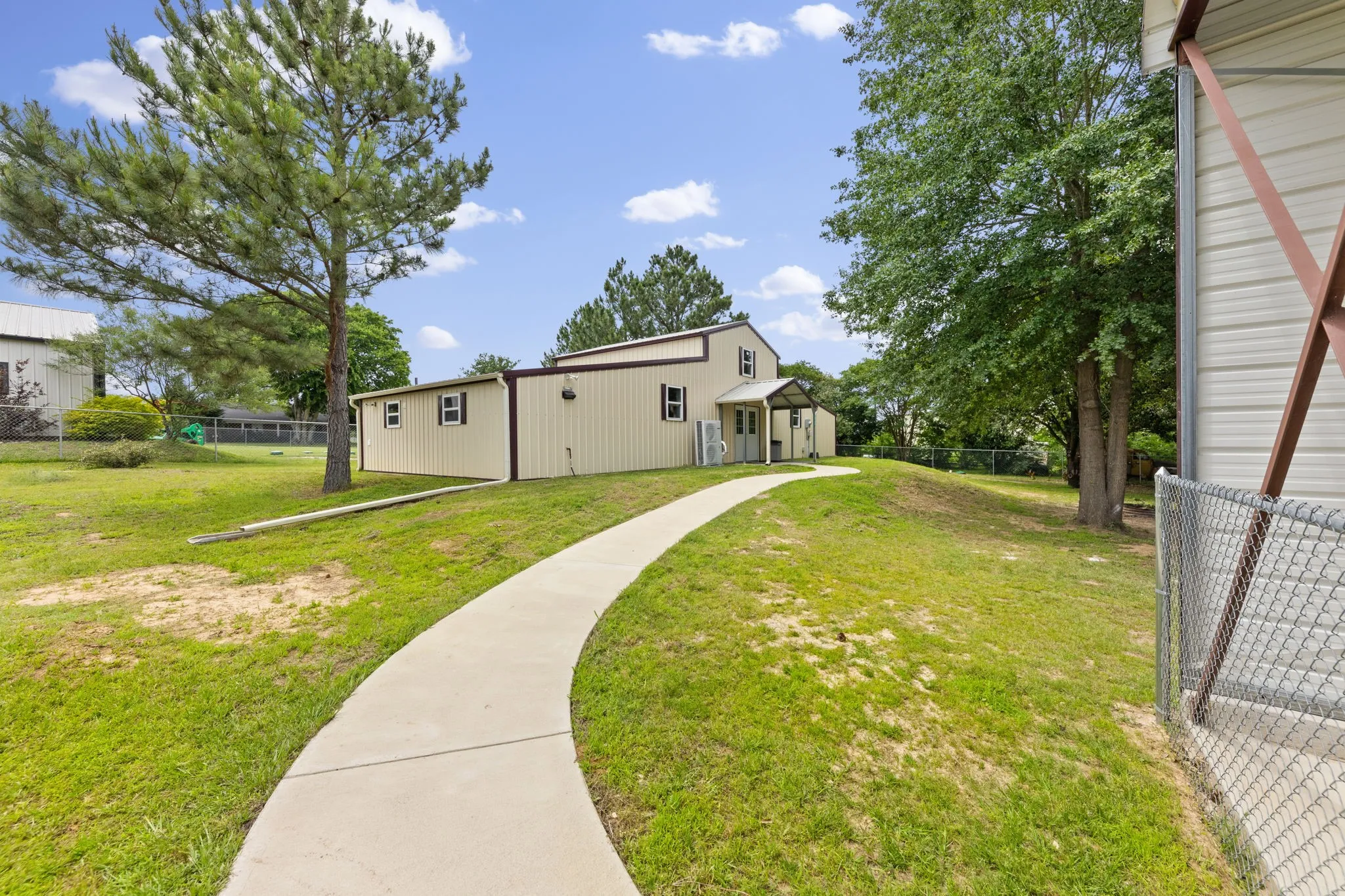 Single Family Residence For Sale in Hunt County , 10160 Lynn Lane, Wills Point, Texas 75169, 2 Bedrooms, 2 Bathrooms, 2 Garage spaces, 1,884 Sqft, built in 2025, Price $424,900, mls#21284519, Real Estate Agent in Wills Point, Homes For Sale in Hunt county, Homes For Sale in Wills Point, Realtor in Wills Point Texas, Real Estate Brokerage Independent Realty Texas, Luminita Cordes Realtor