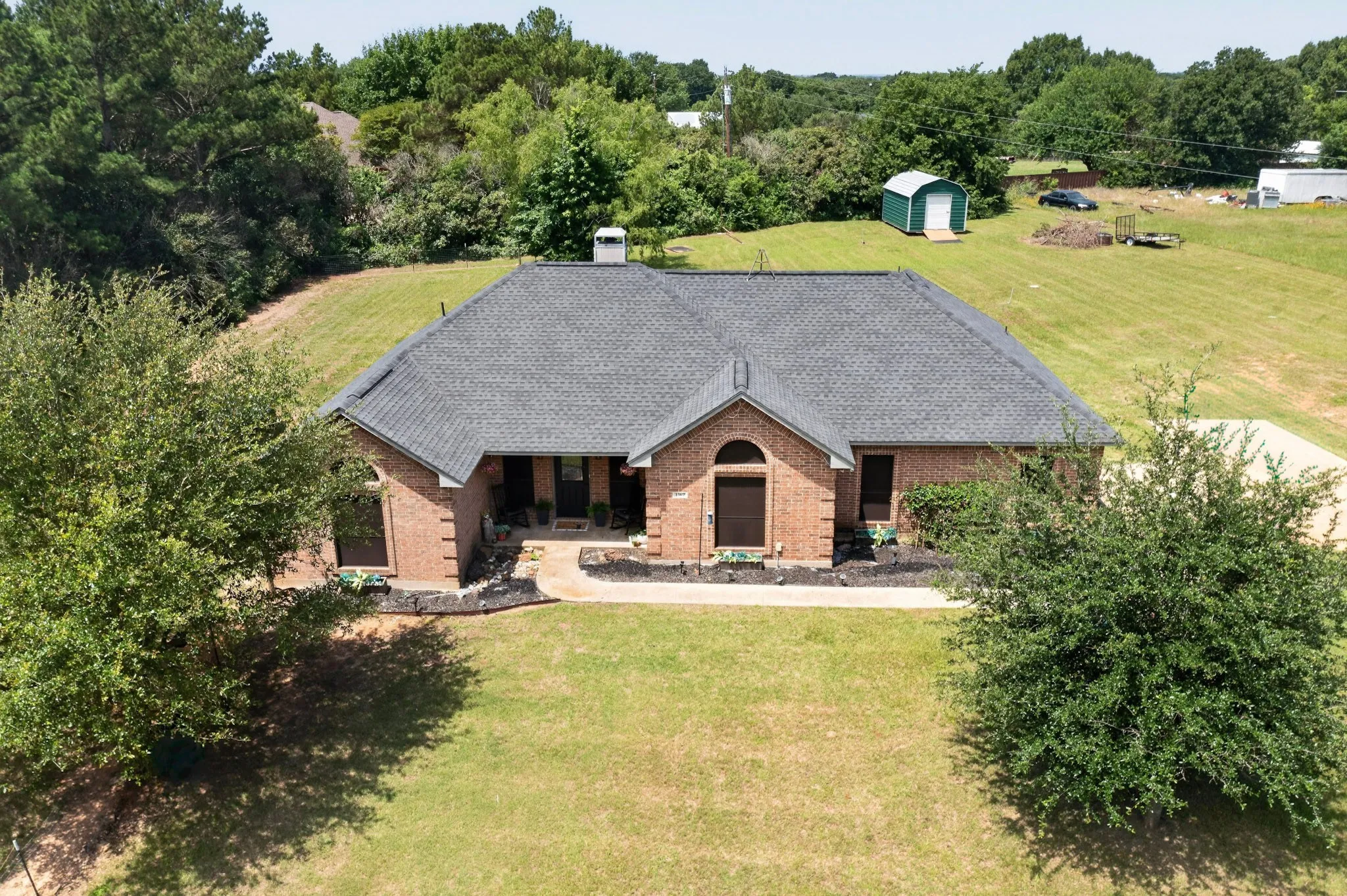 Single Family Residence For Sale in Kaufman County , 1362 Eubanks Road, Seagoville, Texas 75159, 3 Bedroom, 2 Bathroom, 2 Garage spaces, 1,944 Sqft, built in 1996, mls#21284588, Real Estate Agent in Seagoville, Homes For Sale in Kaufman county, Homes For Sale in Seagoville, Realtor in Seagoville Texas, Real Estate Brokerage Independent Realty Texas, Luminita Cordes Realtor