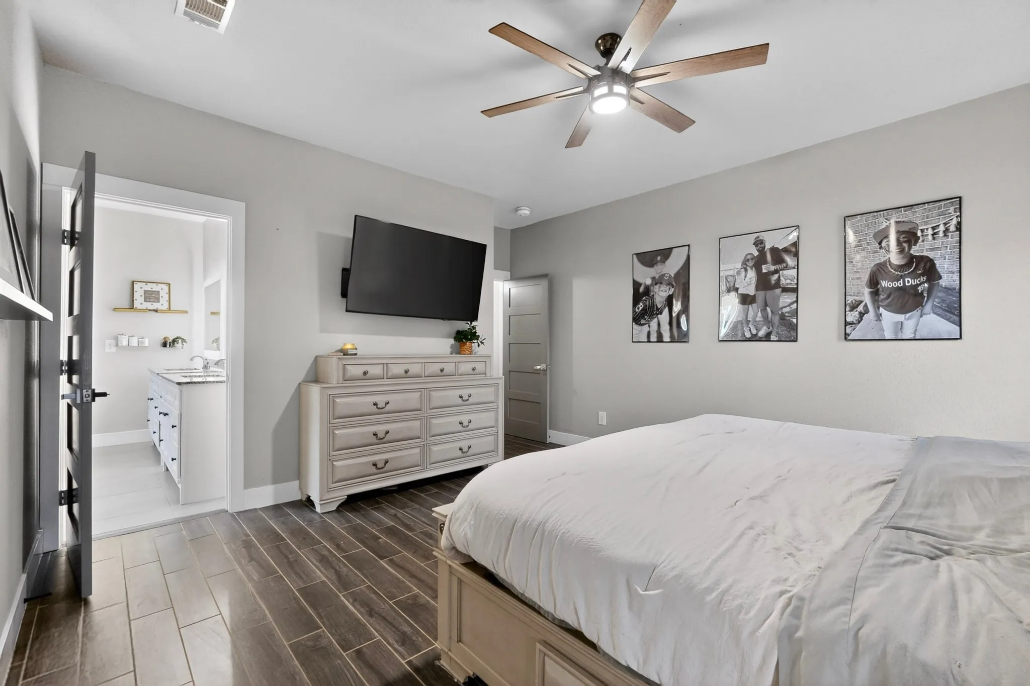 Single Family Residence For Sale in Kaufman County , 1362 Eubanks Road, Seagoville, Texas 75159, 3 Bedroom, 2 Bathroom, 2 Garage spaces, 1,944 Sqft, built in 1996, mls#21284588, Real Estate Agent in Seagoville, Homes For Sale in Kaufman county, Homes For Sale in Seagoville, Realtor in Seagoville Texas, Real Estate Brokerage Independent Realty Texas, Luminita Cordes Realtor