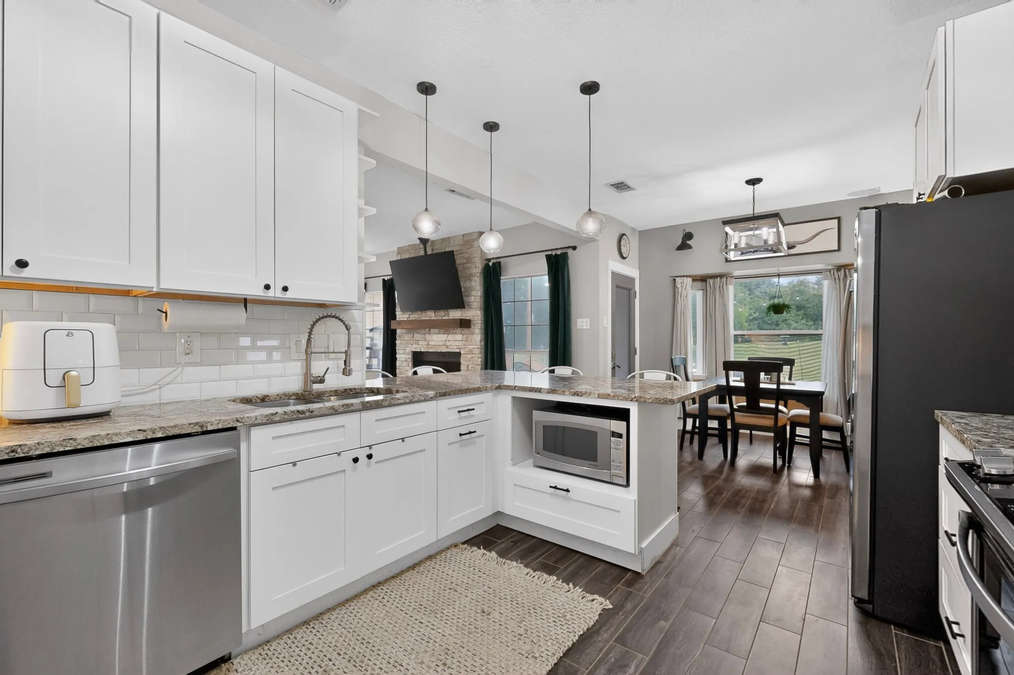 Single Family Residence For Sale in Kaufman County , 1362 Eubanks Road, Seagoville, Texas 75159, 3 Bedroom, 2 Bathroom, 2 Garage spaces, 1,944 Sqft, built in 1996, mls#21284588, Real Estate Agent in Seagoville, Homes For Sale in Kaufman county, Homes For Sale in Seagoville, Realtor in Seagoville Texas, Real Estate Brokerage Independent Realty Texas, Luminita Cordes Realtor