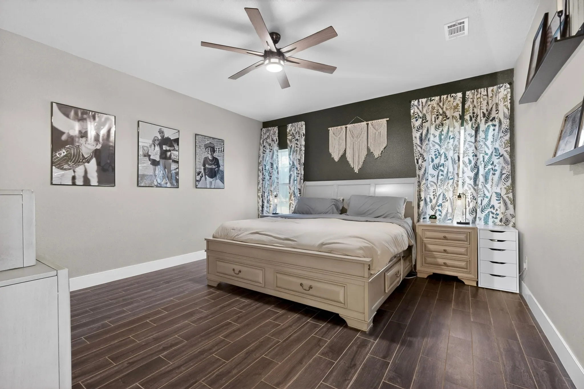 Single Family Residence For Sale in Kaufman County , 1362 Eubanks Road, Seagoville, Texas 75159, 3 Bedroom, 2 Bathroom, 2 Garage spaces, 1,944 Sqft, built in 1996, mls#21284588, Real Estate Agent in Seagoville, Homes For Sale in Kaufman county, Homes For Sale in Seagoville, Realtor in Seagoville Texas, Real Estate Brokerage Independent Realty Texas, Luminita Cordes Realtor