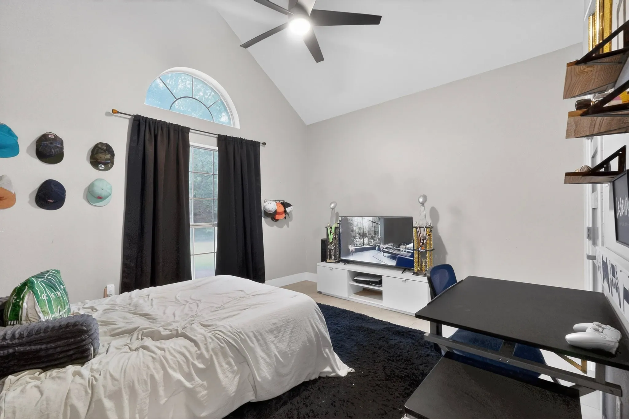 Single Family Residence For Sale in Kaufman County , 1362 Eubanks Road, Seagoville, Texas 75159, 3 Bedroom, 2 Bathroom, 2 Garage spaces, 1,944 Sqft, built in 1996, mls#21284588, Real Estate Agent in Seagoville, Homes For Sale in Kaufman county, Homes For Sale in Seagoville, Realtor in Seagoville Texas, Real Estate Brokerage Independent Realty Texas, Luminita Cordes Realtor