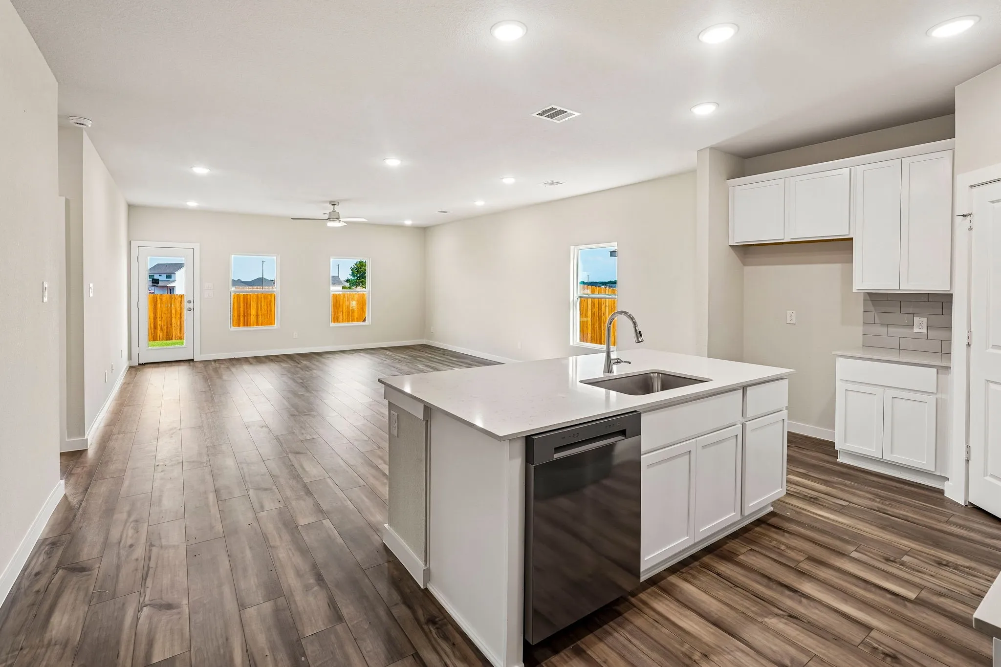 Single Family Residence For Sale in Parker County , 356 Declan Street, Springtown, Texas 76082, 4 Bedroom, 3 Bathroom, 2 Garage spaces, 2,013 Sqft, built in 2026, mls#21284595, Real Estate Agent in Springtown, Homes For Sale in Parker county, Homes For Sale in Springtown, Realtor in Springtown Texas, Real Estate Brokerage Independent Realty Texas, Luminita Cordes Realtor