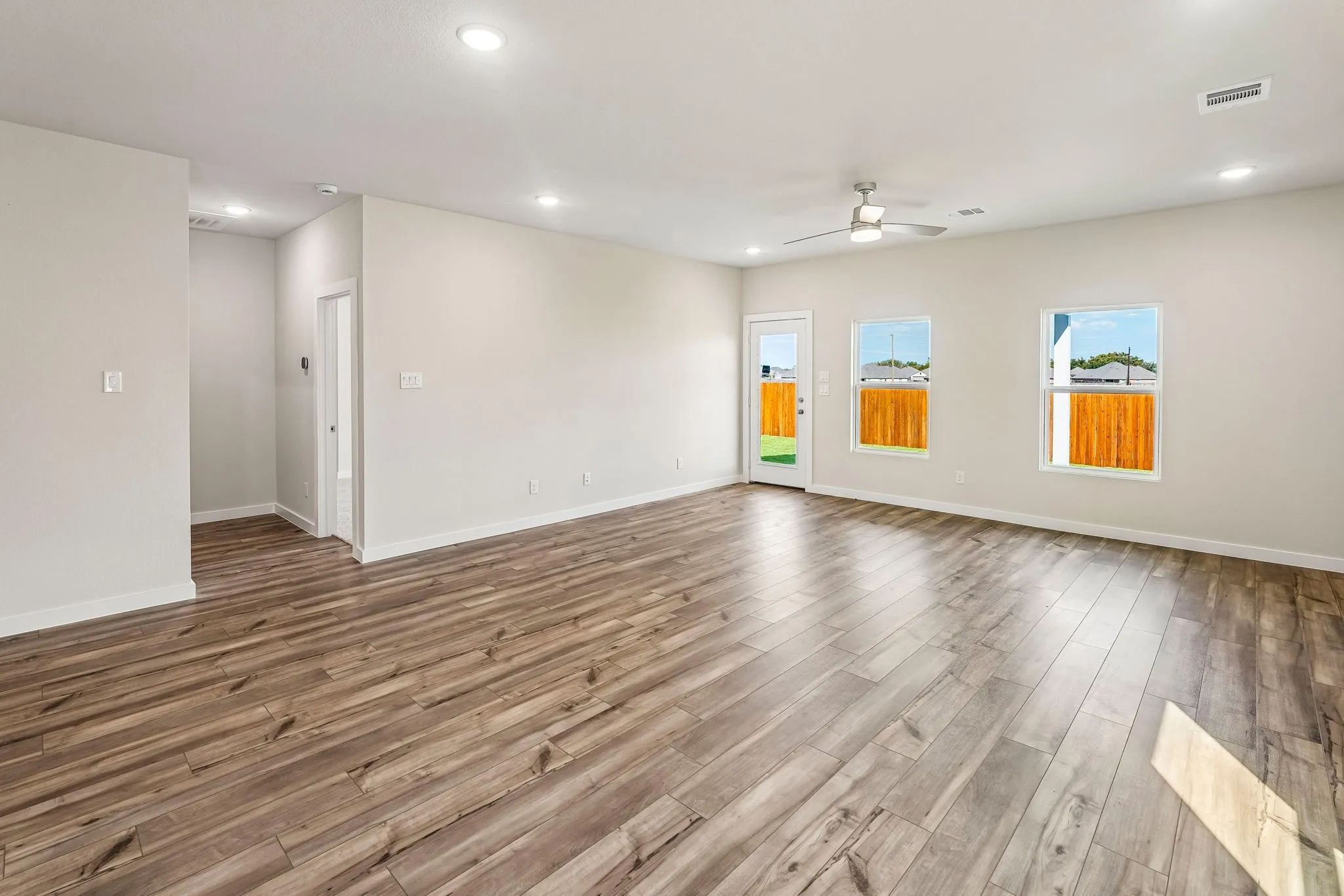 Single Family Residence For Sale in Parker County , 356 Declan Street, Springtown, Texas 76082, 4 Bedroom, 3 Bathroom, 2 Garage spaces, 2,013 Sqft, built in 2026, mls#21284595, Real Estate Agent in Springtown, Homes For Sale in Parker county, Homes For Sale in Springtown, Realtor in Springtown Texas, Real Estate Brokerage Independent Realty Texas, Luminita Cordes Realtor