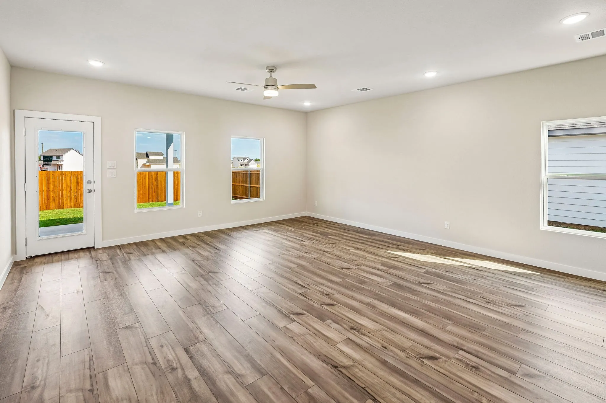 Single Family Residence For Sale in Parker County , 356 Declan Street, Springtown, Texas 76082, 4 Bedroom, 3 Bathroom, 2 Garage spaces, 2,013 Sqft, built in 2026, mls#21284595, Real Estate Agent in Springtown, Homes For Sale in Parker county, Homes For Sale in Springtown, Realtor in Springtown Texas, Real Estate Brokerage Independent Realty Texas, Luminita Cordes Realtor