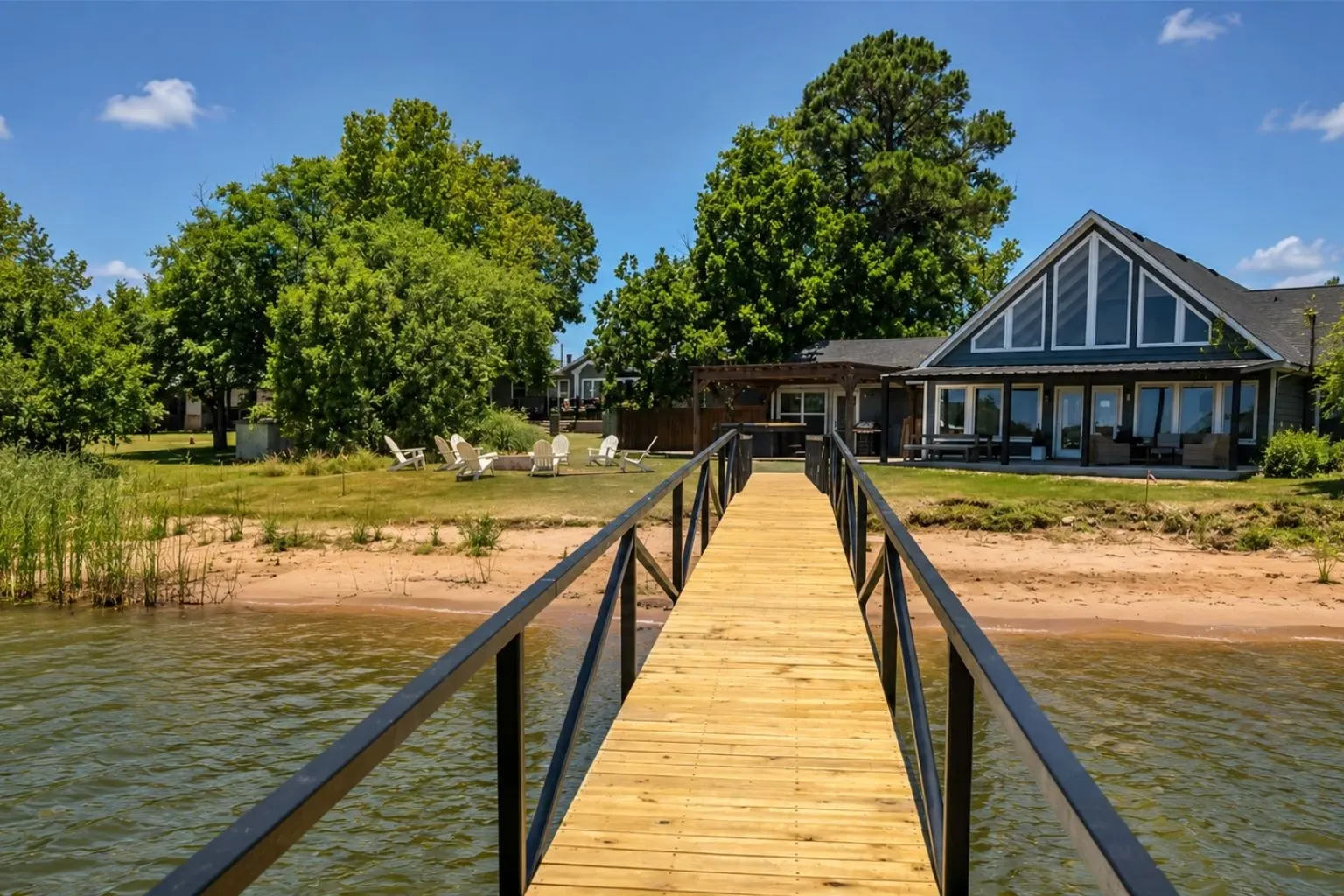 Single Family Residence For Sale in Palo Pinto County , 1907 Buck Run, Possum Kingdom Lake, Texas 76449, 4 Bedroom, 5 Bathroom, Garage spaces, 2,920 Sqft, built in 2005, mls#21283911, Real Estate Agent in Possum Kingdom Lake, Homes For Sale in Palo Pinto county, Homes For Sale in Possum Kingdom Lake, Realtor in Possum Kingdom Lake Texas, Real Estate Brokerage Independent Realty Texas, Luminita Cordes Realtor