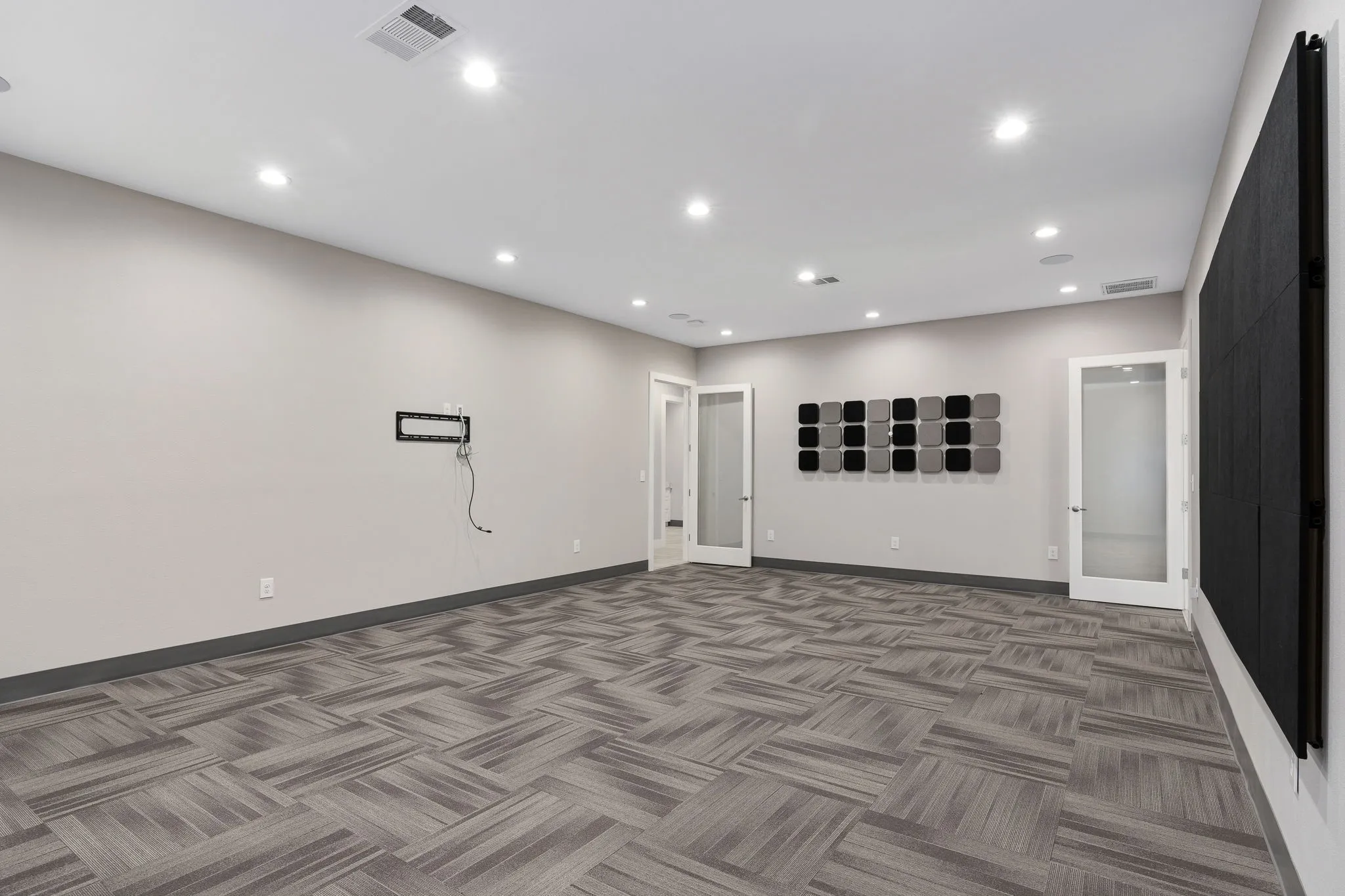 Office For Sale in Dallas County , 8212 Liberty Grove Road 100 & 200, Rowlett, Texas 75089, 0, 0, Garage spaces, 0 Sqft, built in 2019, mls#21284565, Real Estate Agent in Rowlett, Homes For Sale in Dallas county, Homes For Sale in Rowlett, Realtor in Rowlett Texas, Real Estate Brokerage Independent Realty Texas, Luminita Cordes Realtor