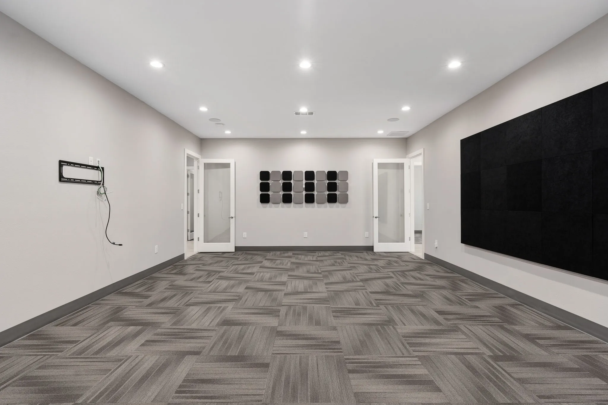 Office For Sale in Dallas County , 8212 Liberty Grove Road 100 & 200, Rowlett, Texas 75089, 0, 0, Garage spaces, 0 Sqft, built in 2019, mls#21284565, Real Estate Agent in Rowlett, Homes For Sale in Dallas county, Homes For Sale in Rowlett, Realtor in Rowlett Texas, Real Estate Brokerage Independent Realty Texas, Luminita Cordes Realtor