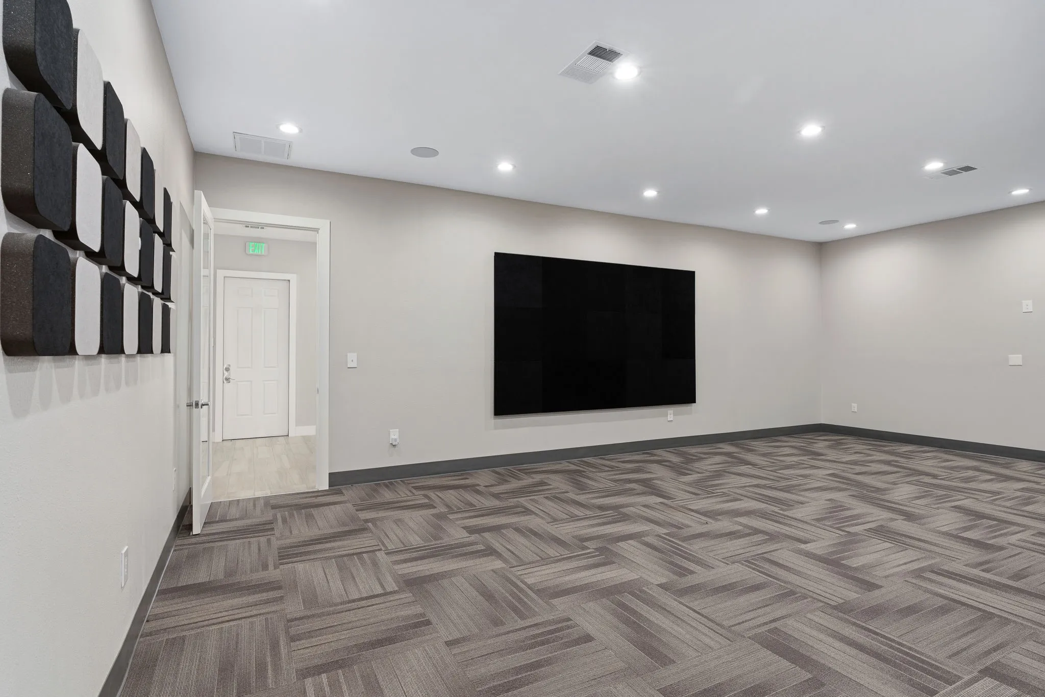 Office For Sale in Dallas County , 8212 Liberty Grove Road 100 & 200, Rowlett, Texas 75089, 0, 0, Garage spaces, 0 Sqft, built in 2019, mls#21284565, Real Estate Agent in Rowlett, Homes For Sale in Dallas county, Homes For Sale in Rowlett, Realtor in Rowlett Texas, Real Estate Brokerage Independent Realty Texas, Luminita Cordes Realtor
