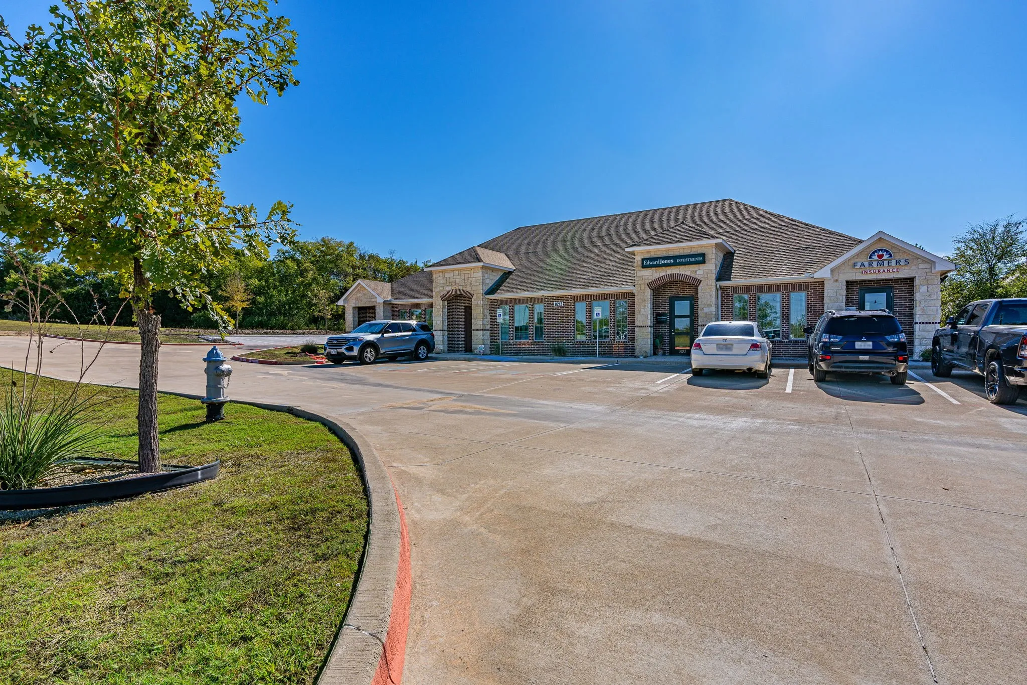 Office For Sale in Dallas County , 8212 Liberty Grove Road 100 & 200, Rowlett, Texas 75089, 0, 0, Garage spaces, 0 Sqft, built in 2019, mls#21284565, Real Estate Agent in Rowlett, Homes For Sale in Dallas county, Homes For Sale in Rowlett, Realtor in Rowlett Texas, Real Estate Brokerage Independent Realty Texas, Luminita Cordes Realtor