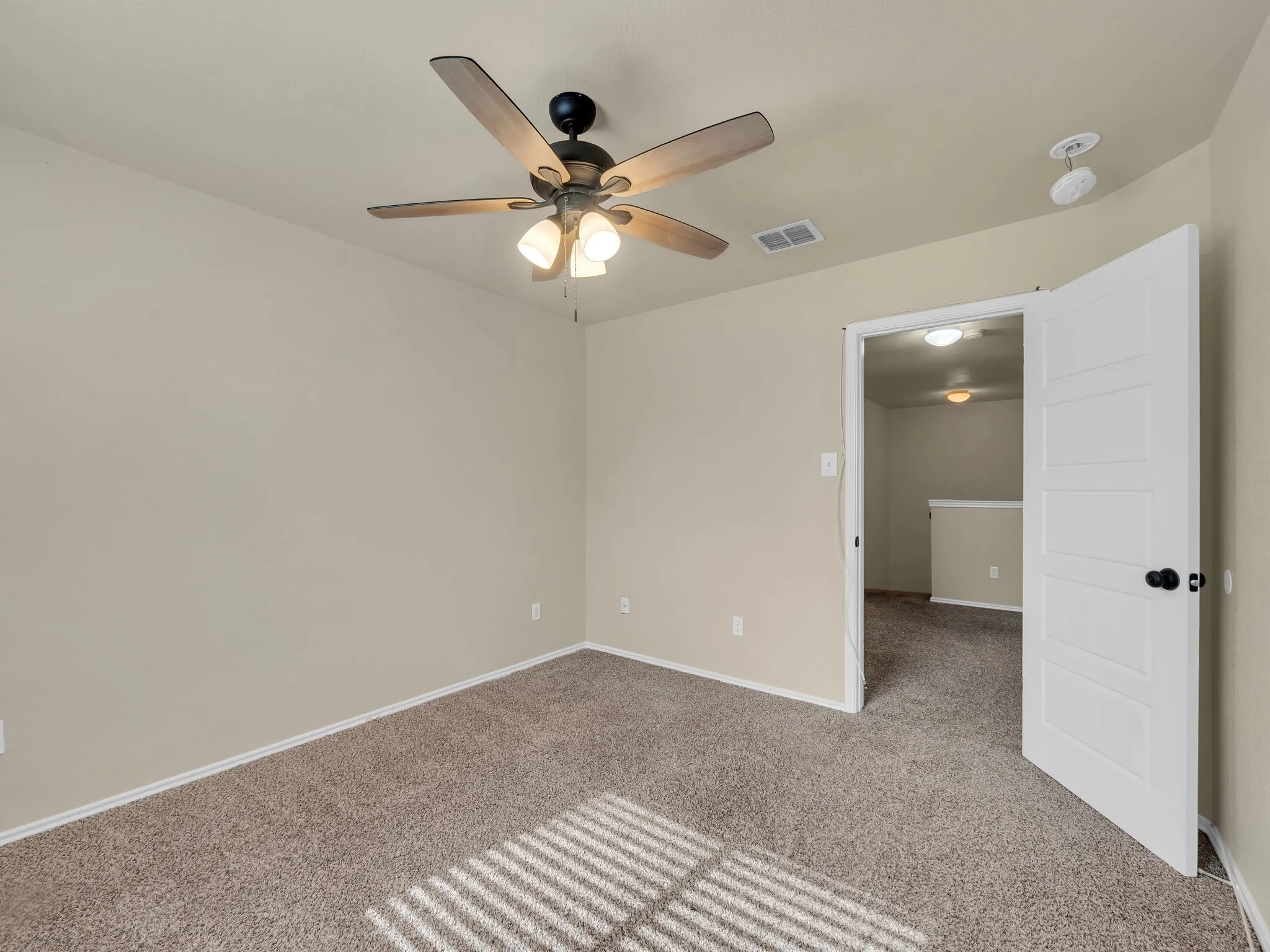 Single Family Residence For Sale in Dallas County , 2917 Mayfair Lane, Lancaster, Texas 75134, 4 Bedroom, 3 Bathroom, 2 Garage spaces, 2,285 Sqft, built in 2004, mls#21284612, Real Estate Agent in Lancaster, Homes For Sale in Dallas county, Homes For Sale in Lancaster, Realtor in Lancaster Texas, Real Estate Brokerage Independent Realty Texas, Luminita Cordes Realtor