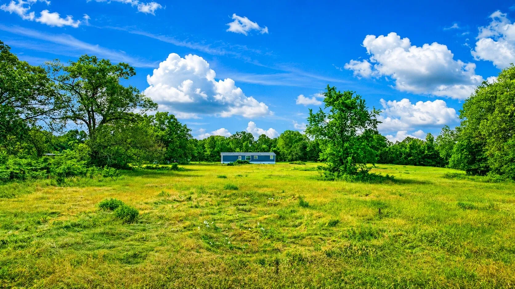Manufactured Home For Sale in Red River (TX) County , 5889 Farm Road 910, Clarksville, Texas 75426, 3 Bedroom, 3 Bathroom, Garage spaces, 2,040 Sqft, built in 2025, mls#21228507, Real Estate Agent in Clarksville, Homes For Sale in Red River (TX) county, Homes For Sale in Clarksville, Realtor in Clarksville Texas, Real Estate Brokerage Independent Realty Texas, Luminita Cordes Realtor