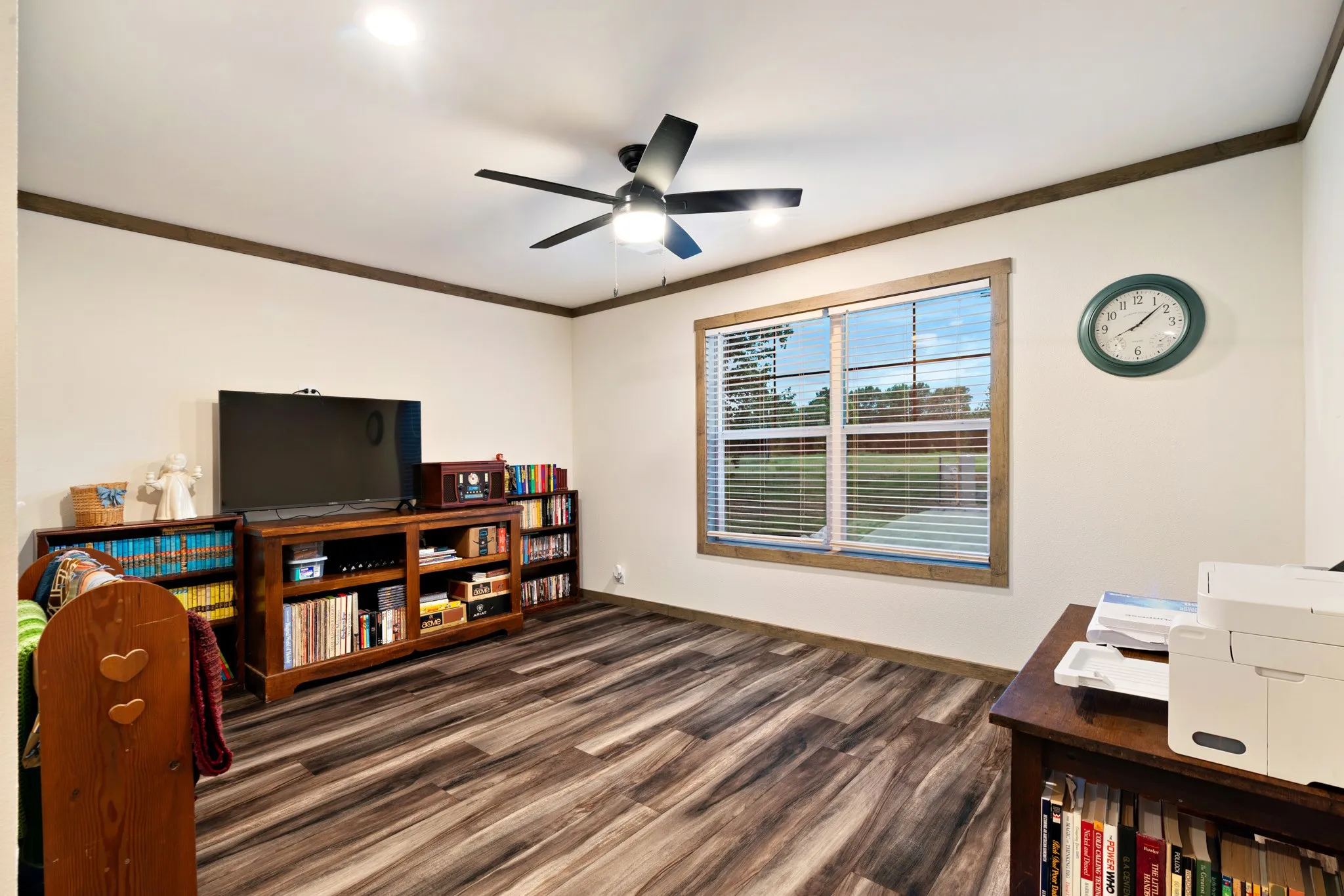 Manufactured Home For Sale in Red River (TX) County , 5889 Farm Road 910, Clarksville, Texas 75426, 3 Bedroom, 3 Bathroom, Garage spaces, 2,040 Sqft, built in 2025, mls#21228507, Real Estate Agent in Clarksville, Homes For Sale in Red River (TX) county, Homes For Sale in Clarksville, Realtor in Clarksville Texas, Real Estate Brokerage Independent Realty Texas, Luminita Cordes Realtor