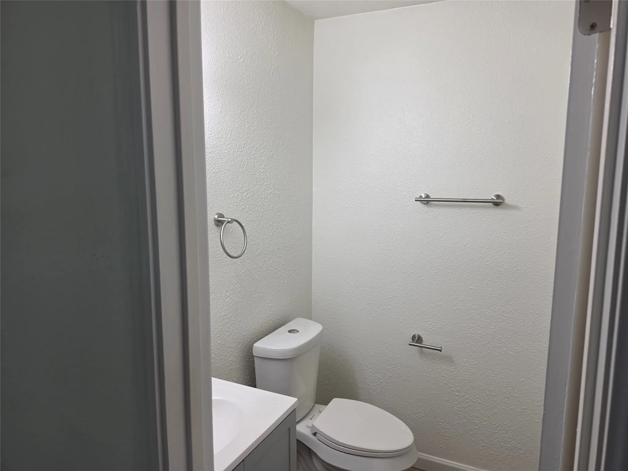 Single Family Residence For Sale in Collin County , 1628 Japonica Lane, Plano, Texas 75074, 3 Bedroom, 2 Bathroom, 1 Garage spaces, 1,014 Sqft, built in 1965, mls#21284494, Real Estate Agent in Plano, Homes For Sale in Collin county, Homes For Sale in Plano, Realtor in Plano Texas, Real Estate Brokerage Independent Realty Texas, Luminita Cordes Realtor