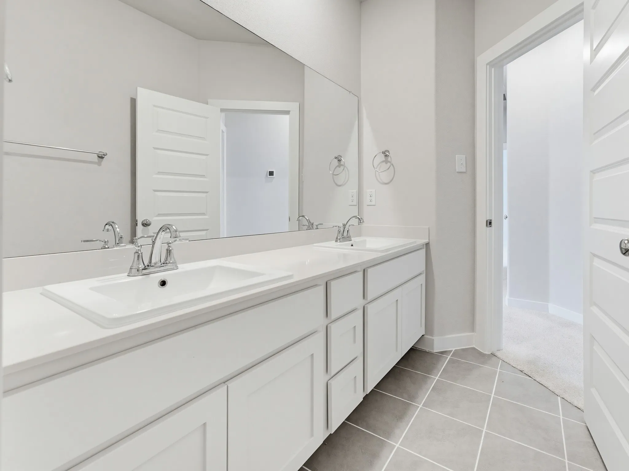 Single Family Residence For Sale in Denton County , 14736 Desert Door Drive, Fort Worth, Texas 76052, 5 Bedroom, 3 Bathroom, 2 Garage spaces, 3,121 Sqft, built in 2024, mls#21280817, Real Estate Agent in Fort Worth, Homes For Sale in Denton county, Homes For Sale in Fort Worth, Realtor in Fort Worth Texas, Real Estate Brokerage Independent Realty Texas, Luminita Cordes Realtor