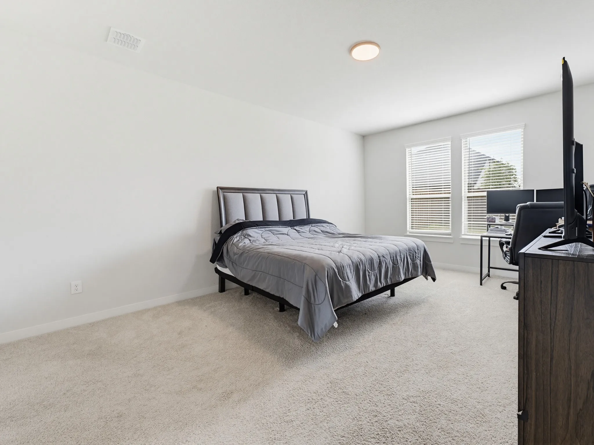 Single Family Residence For Sale in Denton County , 14736 Desert Door Drive, Fort Worth, Texas 76052, 5 Bedroom, 3 Bathroom, 2 Garage spaces, 3,121 Sqft, built in 2024, mls#21280817, Real Estate Agent in Fort Worth, Homes For Sale in Denton county, Homes For Sale in Fort Worth, Realtor in Fort Worth Texas, Real Estate Brokerage Independent Realty Texas, Luminita Cordes Realtor