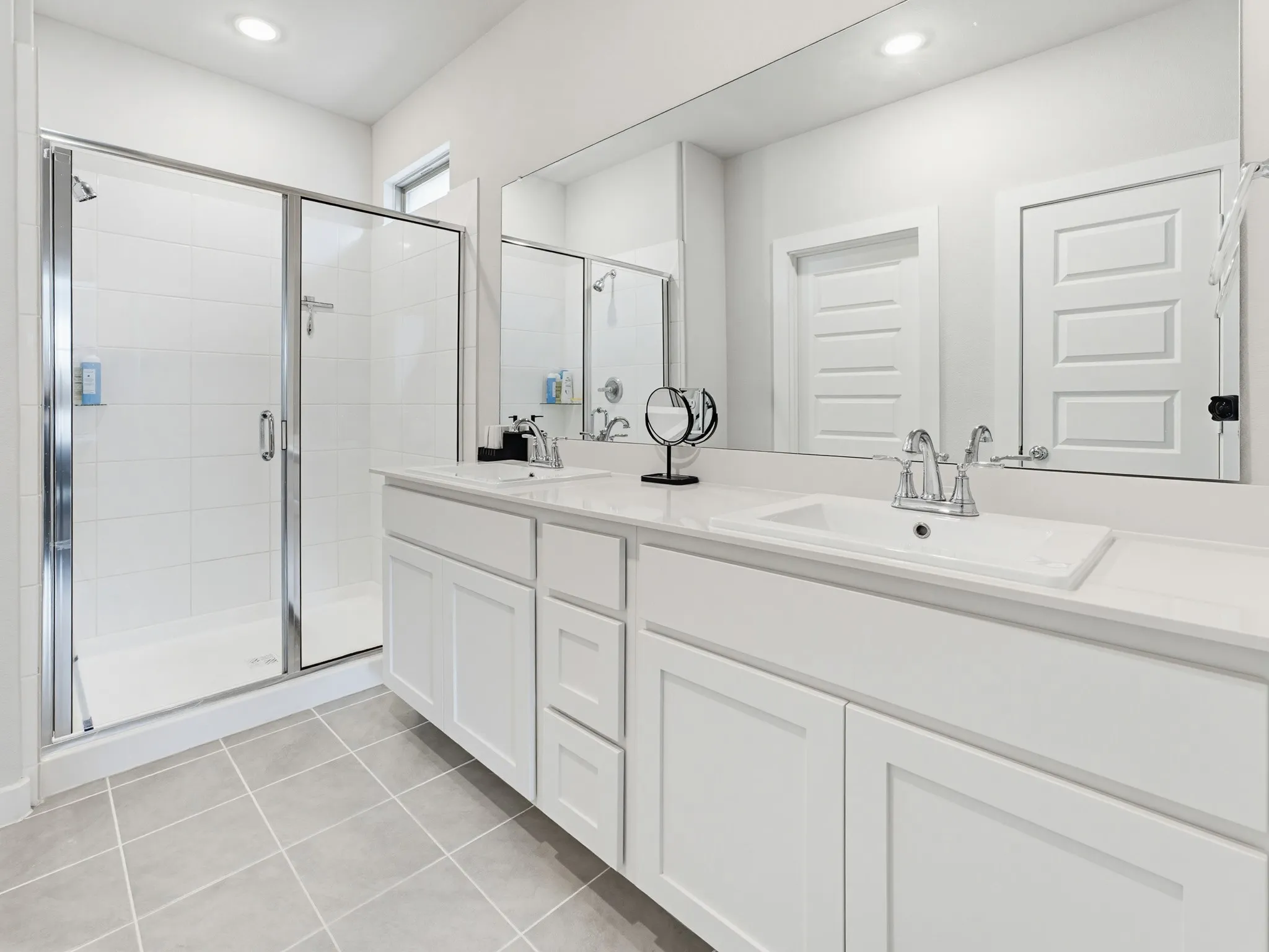Single Family Residence For Sale in Denton County , 14736 Desert Door Drive, Fort Worth, Texas 76052, 5 Bedroom, 3 Bathroom, 2 Garage spaces, 3,121 Sqft, built in 2024, mls#21280817, Real Estate Agent in Fort Worth, Homes For Sale in Denton county, Homes For Sale in Fort Worth, Realtor in Fort Worth Texas, Real Estate Brokerage Independent Realty Texas, Luminita Cordes Realtor
