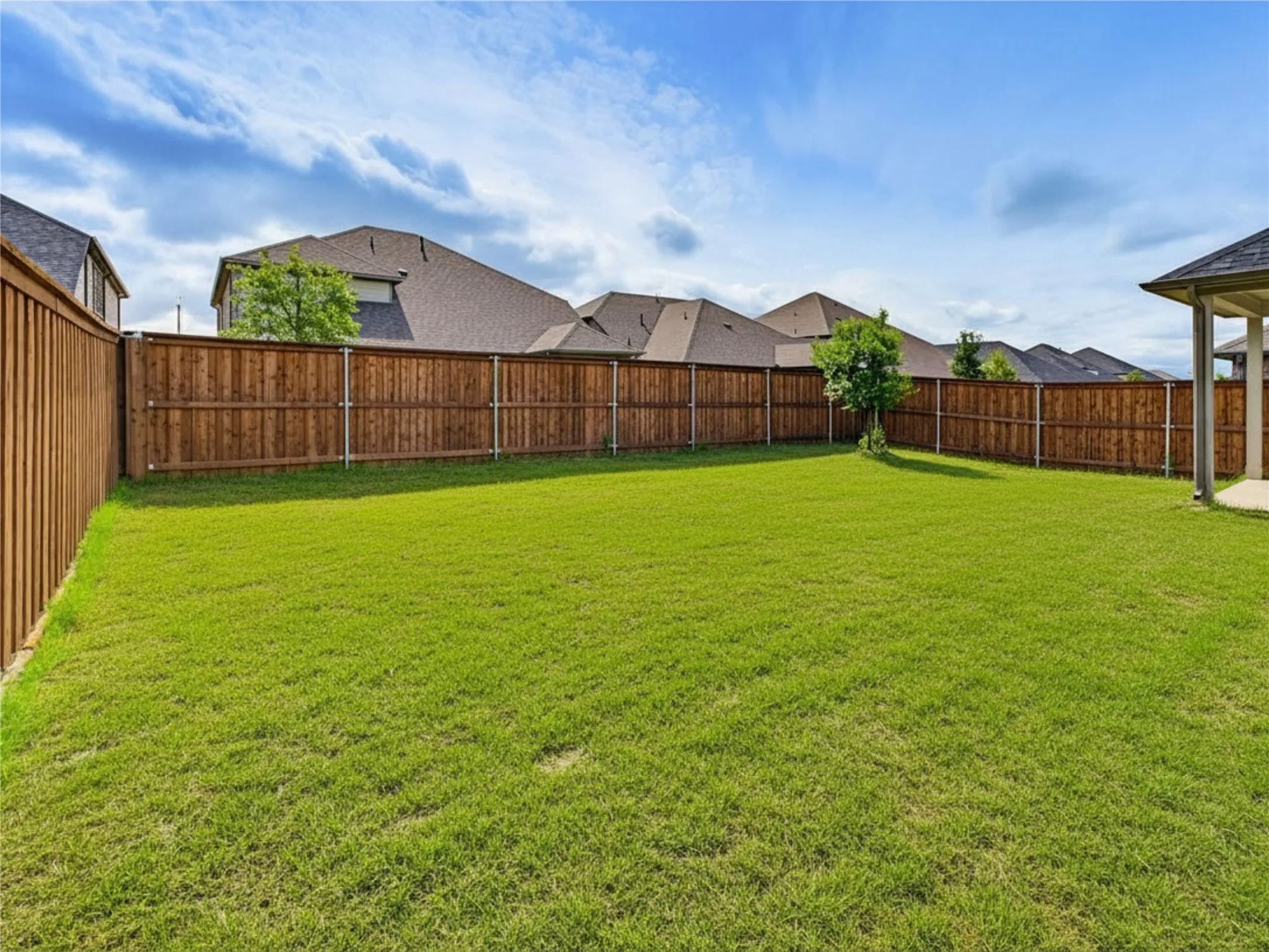 Single Family Residence For Sale in Denton County , 14736 Desert Door Drive, Fort Worth, Texas 76052, 5 Bedroom, 3 Bathroom, 2 Garage spaces, 3,121 Sqft, built in 2024, mls#21280817, Real Estate Agent in Fort Worth, Homes For Sale in Denton county, Homes For Sale in Fort Worth, Realtor in Fort Worth Texas, Real Estate Brokerage Independent Realty Texas, Luminita Cordes Realtor