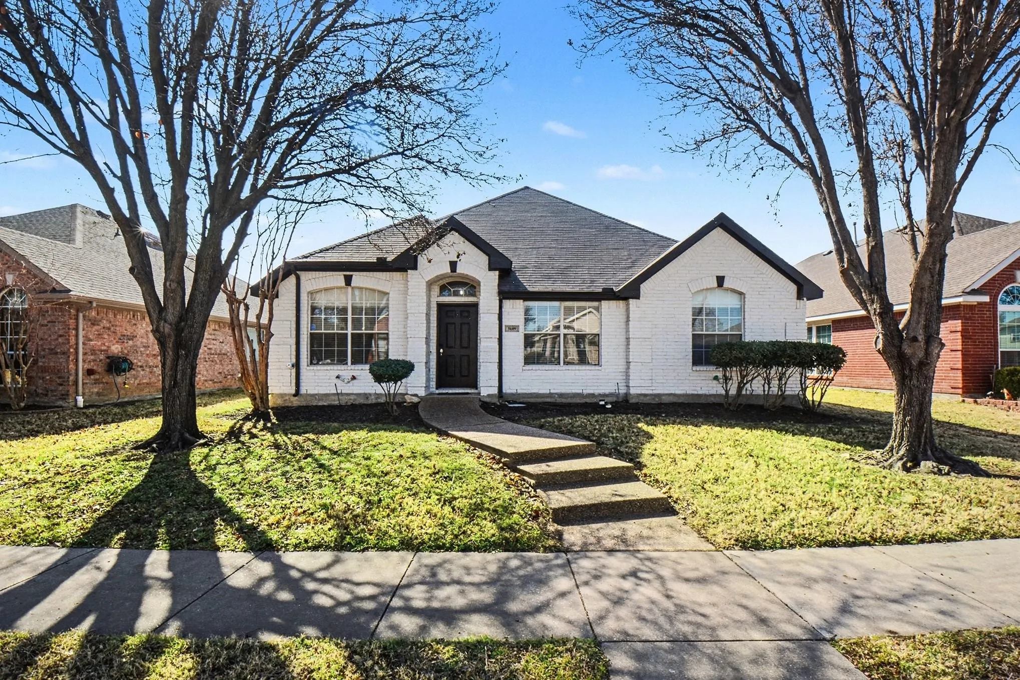 Single Family Residence For Sale in Denton County , 5609 Phoenix Drive, The Colony, Texas 75056, 3 Bedroom, 2 Bathroom, 2 Garage spaces, 2,030 Sqft, built in 2001, mls#21284404, Real Estate Agent in The Colony, Homes For Sale in Denton county, Homes For Sale in The Colony, Realtor in The Colony Texas, Real Estate Brokerage Independent Realty Texas, Luminita Cordes Realtor
