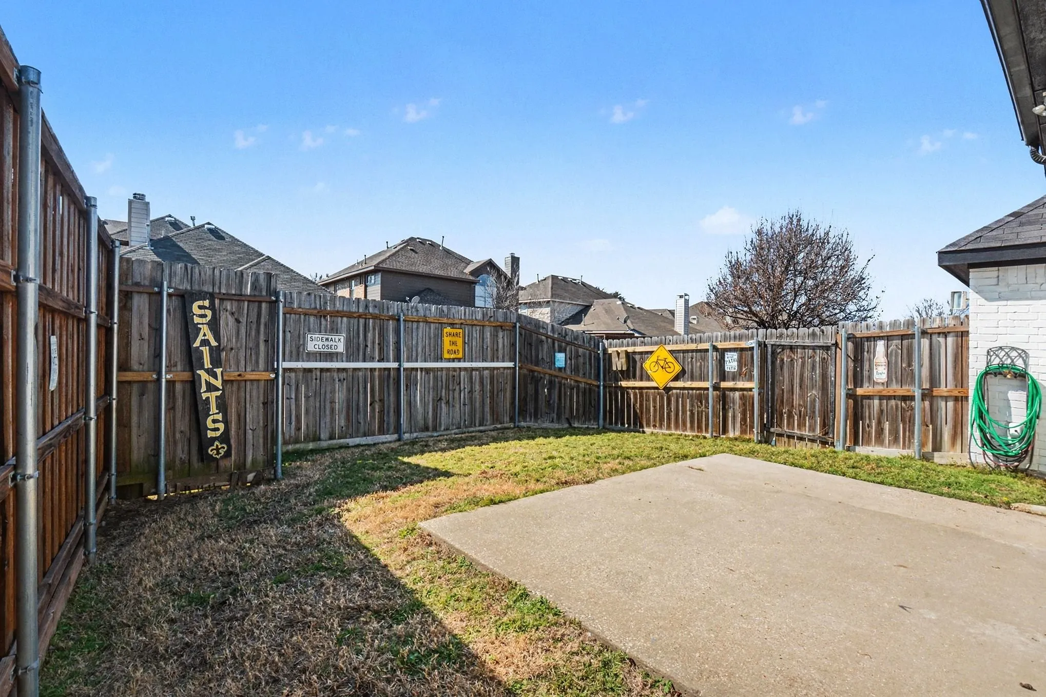 Single Family Residence For Sale in Denton County , 5609 Phoenix Drive, The Colony, Texas 75056, 3 Bedroom, 2 Bathroom, 2 Garage spaces, 2,030 Sqft, built in 2001, mls#21284404, Real Estate Agent in The Colony, Homes For Sale in Denton county, Homes For Sale in The Colony, Realtor in The Colony Texas, Real Estate Brokerage Independent Realty Texas, Luminita Cordes Realtor