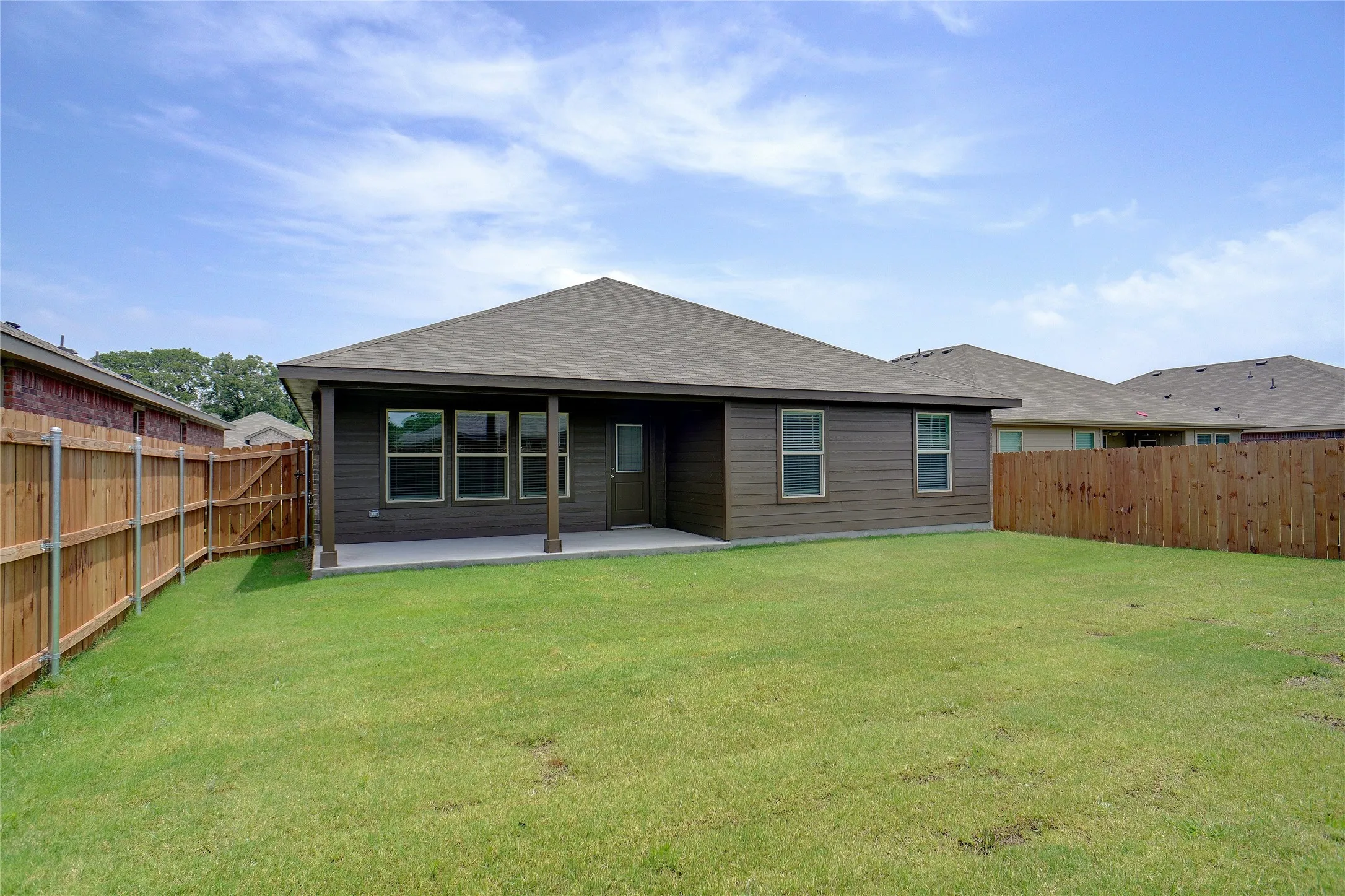 Single Family Residence For Sale in Parker County , 113 Anderson Mill Street, Azle, Texas 76020, 4 Bedroom, 2 Bathroom, 2 Garage spaces, 1,875 Sqft, built in 2022, Price $309,900, mls#21278608, Real Estate Agent in Azle, Homes For Sale in Parker county, Homes For Sale in Azle, Realtor in Azle Texas, Real Estate Brokerage Independent Realty Texas, Luminita Cordes Realtor