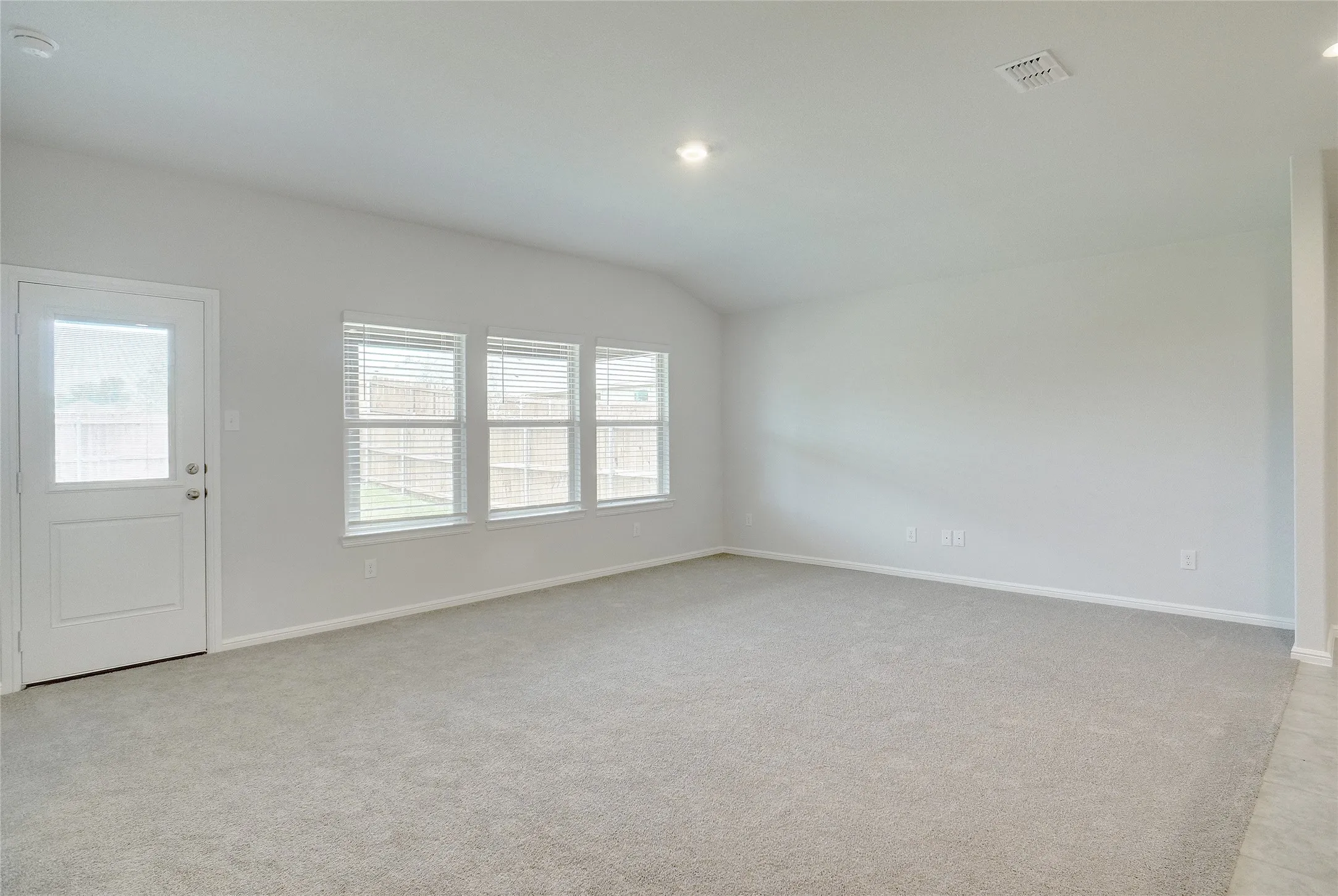 Single Family Residence For Sale in Parker County , 113 Anderson Mill Street, Azle, Texas 76020, 4 Bedroom, 2 Bathroom, 2 Garage spaces, 1,875 Sqft, built in 2022, Price $309,900, mls#21278608, Real Estate Agent in Azle, Homes For Sale in Parker county, Homes For Sale in Azle, Realtor in Azle Texas, Real Estate Brokerage Independent Realty Texas, Luminita Cordes Realtor