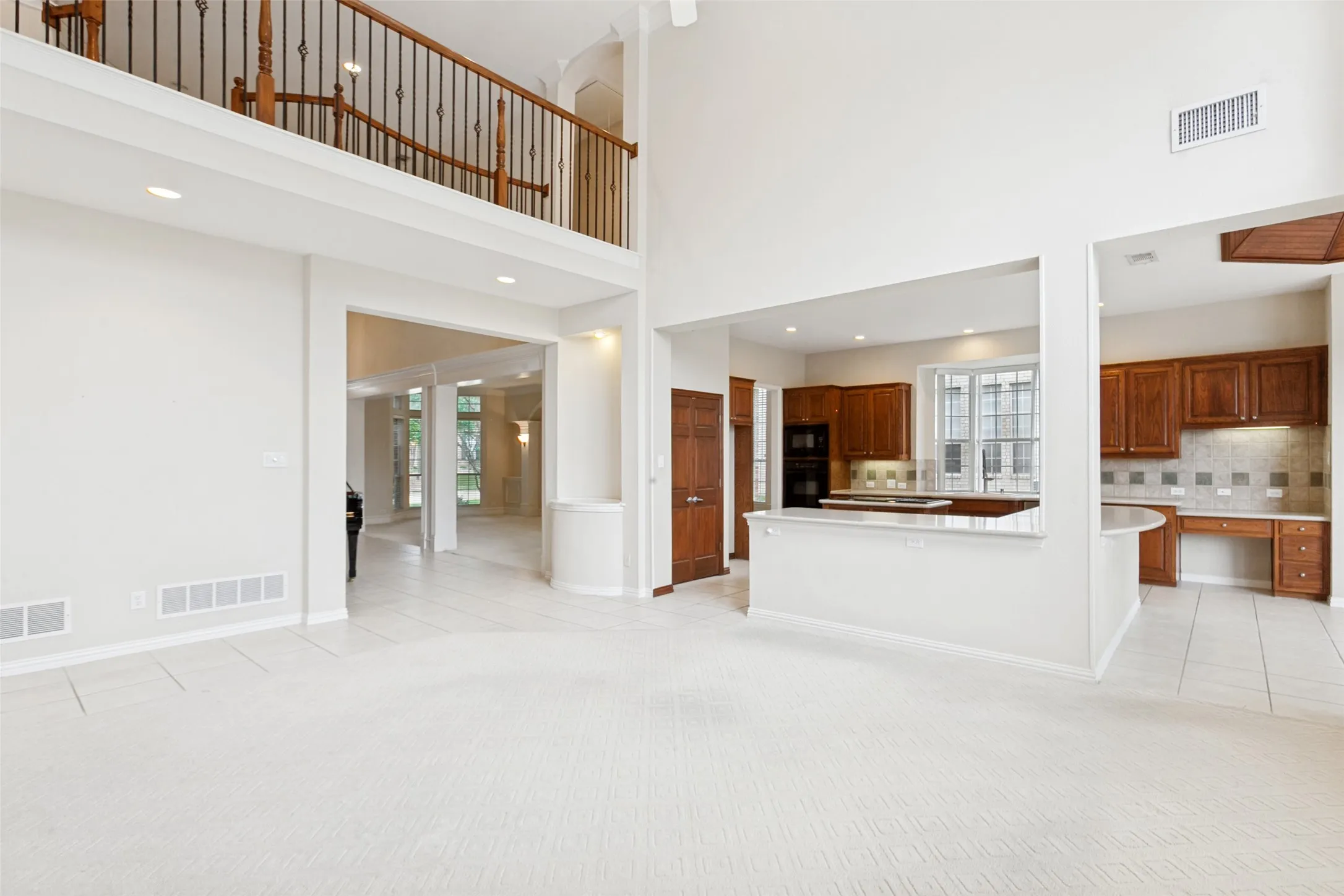 Open to Kitchen