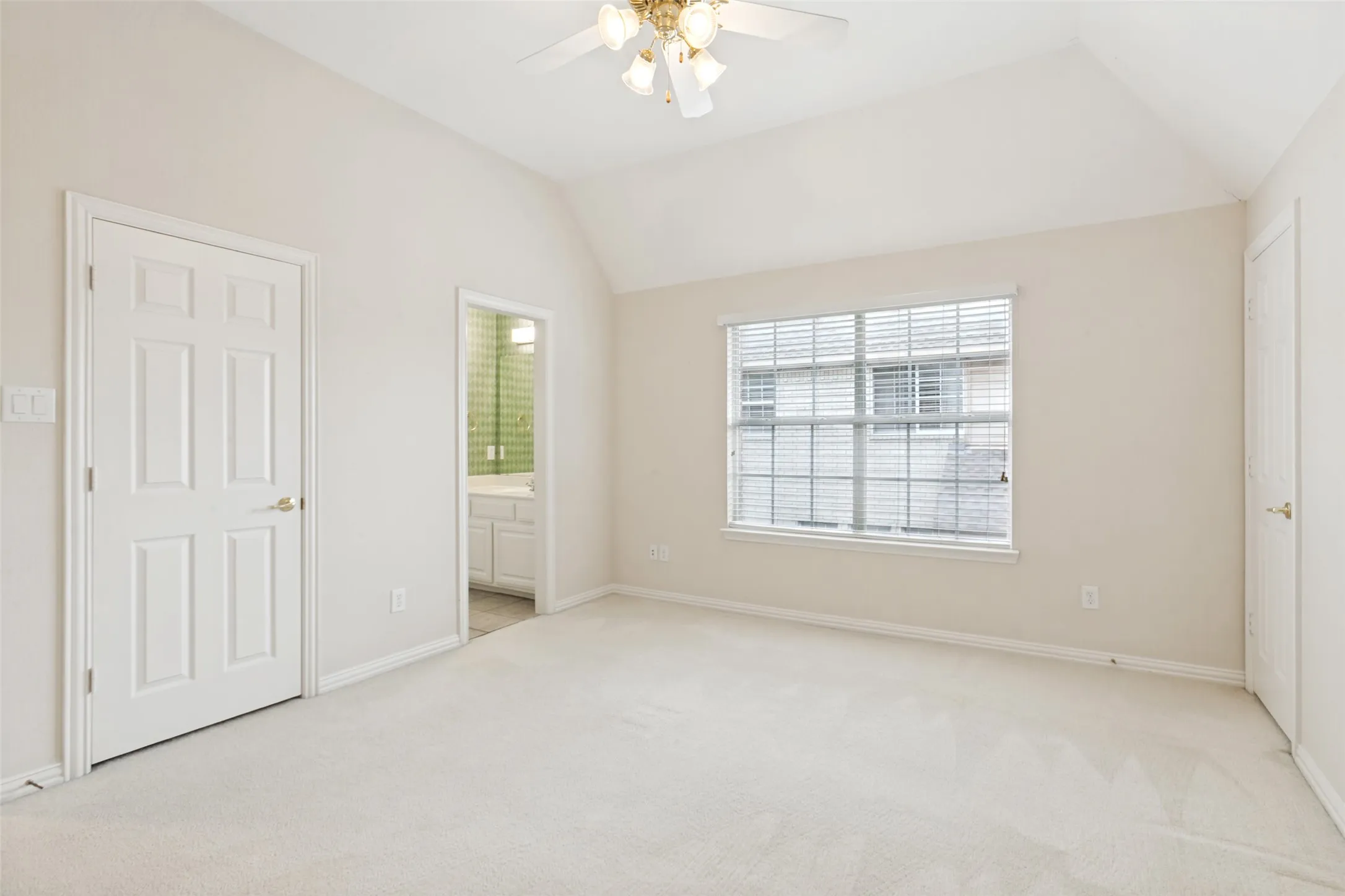 Single Family Residence For Sale in Collin County , 3108 Meadow Wood Drive, Richardson, Texas 75082, 4 Bedroom, 4 Bathroom, 3 Garage spaces, 4,582 Sqft, built in 1999, mls#21283033, Real Estate Agent in Richardson, Homes For Sale in Collin county, Homes For Sale in Richardson, Realtor in Richardson Texas, Real Estate Brokerage Independent Realty Texas, Luminita Cordes Realtor