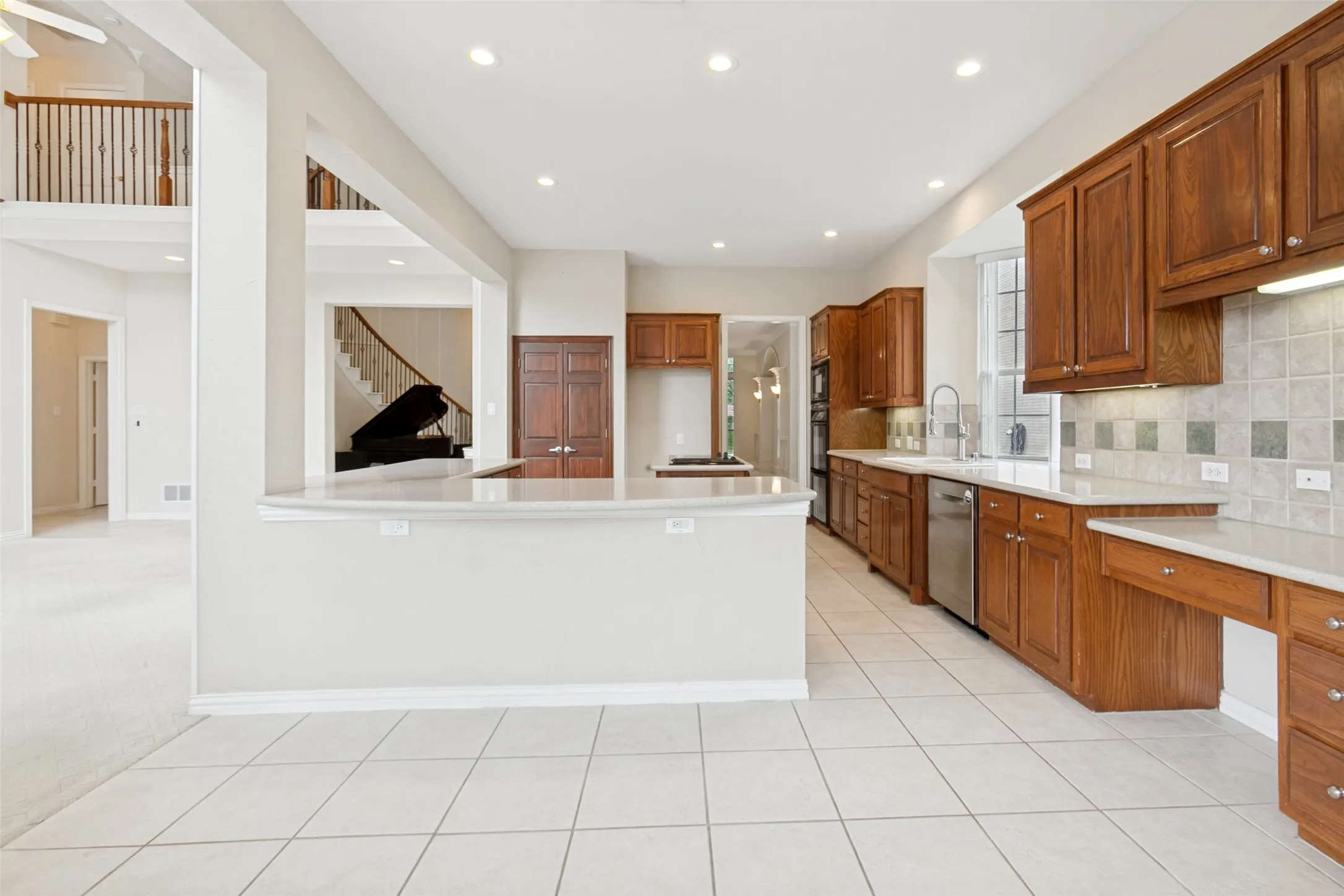 Single Family Residence For Sale in Collin County , 3108 Meadow Wood Drive, Richardson, Texas 75082, 4 Bedroom, 4 Bathroom, 3 Garage spaces, 4,582 Sqft, built in 1999, mls#21283033, Real Estate Agent in Richardson, Homes For Sale in Collin county, Homes For Sale in Richardson, Realtor in Richardson Texas, Real Estate Brokerage Independent Realty Texas, Luminita Cordes Realtor