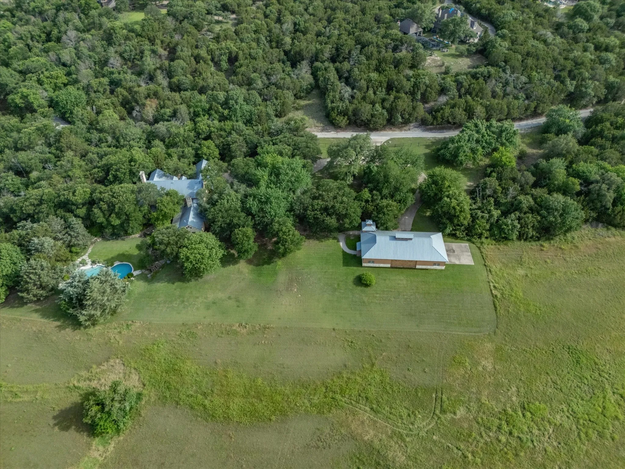 Single Family Residence For Sale in Parker County , 151 Trinity Bluffs Road, Aledo, Texas 76008, 5 Bedrooms, 5 Bathrooms, 3 Garage spaces, 6,924 Sqft, built in 2000, Price $6,499,000, mls#21280807, Real Estate Agent in Aledo, Homes For Sale in Parker county, Homes For Sale in Aledo, Realtor in Aledo Texas, Real Estate Brokerage Independent Realty Texas, Luminita Cordes Realtor