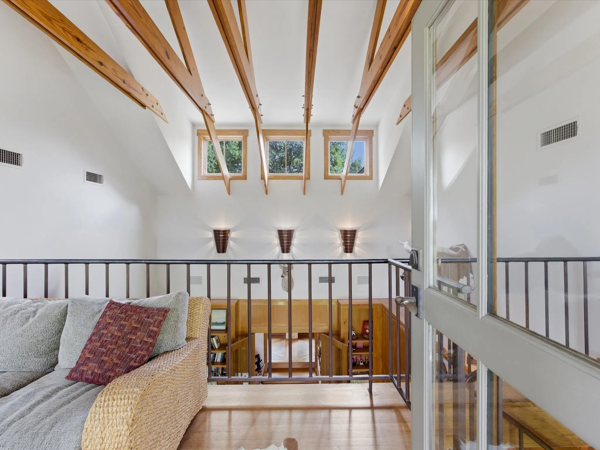 Single Family Residence For Sale in Parker County , 151 Trinity Bluffs Road, Aledo, Texas 76008, 5 Bedrooms, 5 Bathrooms, 3 Garage spaces, 6,924 Sqft, built in 2000, Price $6,499,000, mls#21280807, Real Estate Agent in Aledo, Homes For Sale in Parker county, Homes For Sale in Aledo, Realtor in Aledo Texas, Real Estate Brokerage Independent Realty Texas, Luminita Cordes Realtor