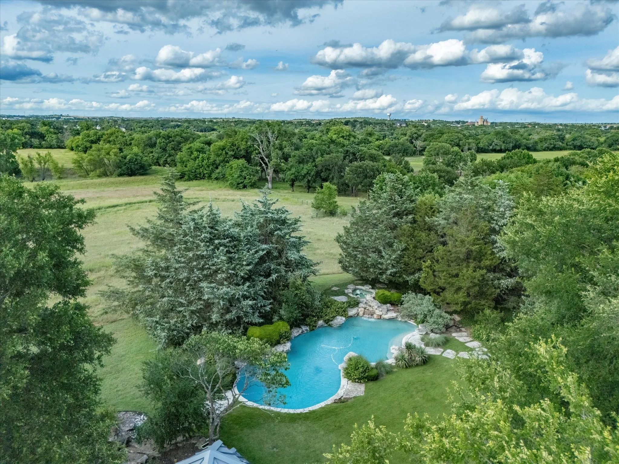 Single Family Residence For Sale in Parker County , 151 Trinity Bluffs Road, Aledo, Texas 76008, 5 Bedrooms, 5 Bathrooms, 3 Garage spaces, 6,924 Sqft, built in 2000, Price $6,499,000, mls#21280807, Real Estate Agent in Aledo, Homes For Sale in Parker county, Homes For Sale in Aledo, Realtor in Aledo Texas, Real Estate Brokerage Independent Realty Texas, Luminita Cordes Realtor