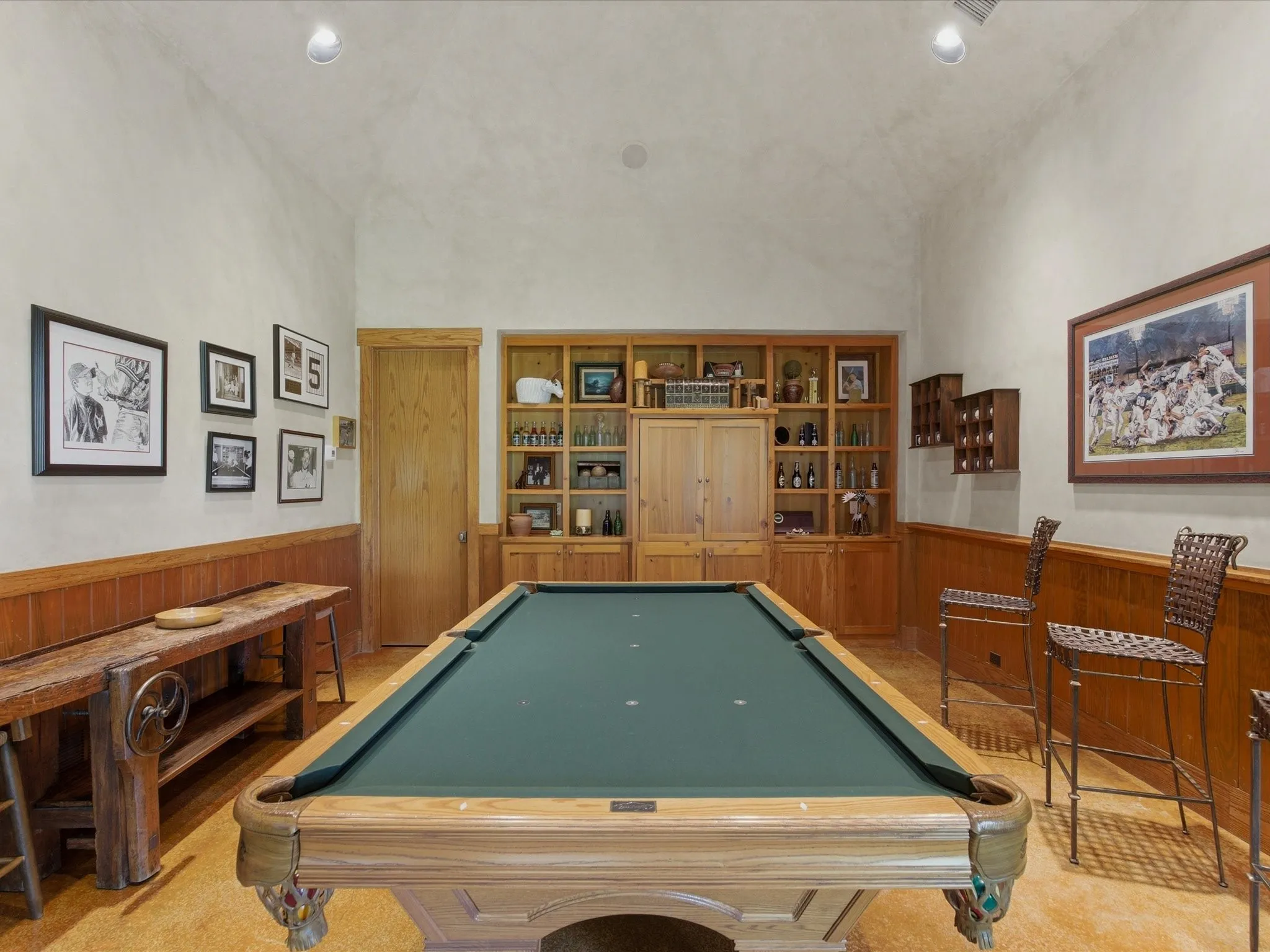 Single Family Residence For Sale in Parker County , 151 Trinity Bluffs Road, Aledo, Texas 76008, 5 Bedrooms, 5 Bathrooms, 3 Garage spaces, 6,924 Sqft, built in 2000, Price $6,499,000, mls#21280807, Real Estate Agent in Aledo, Homes For Sale in Parker county, Homes For Sale in Aledo, Realtor in Aledo Texas, Real Estate Brokerage Independent Realty Texas, Luminita Cordes Realtor