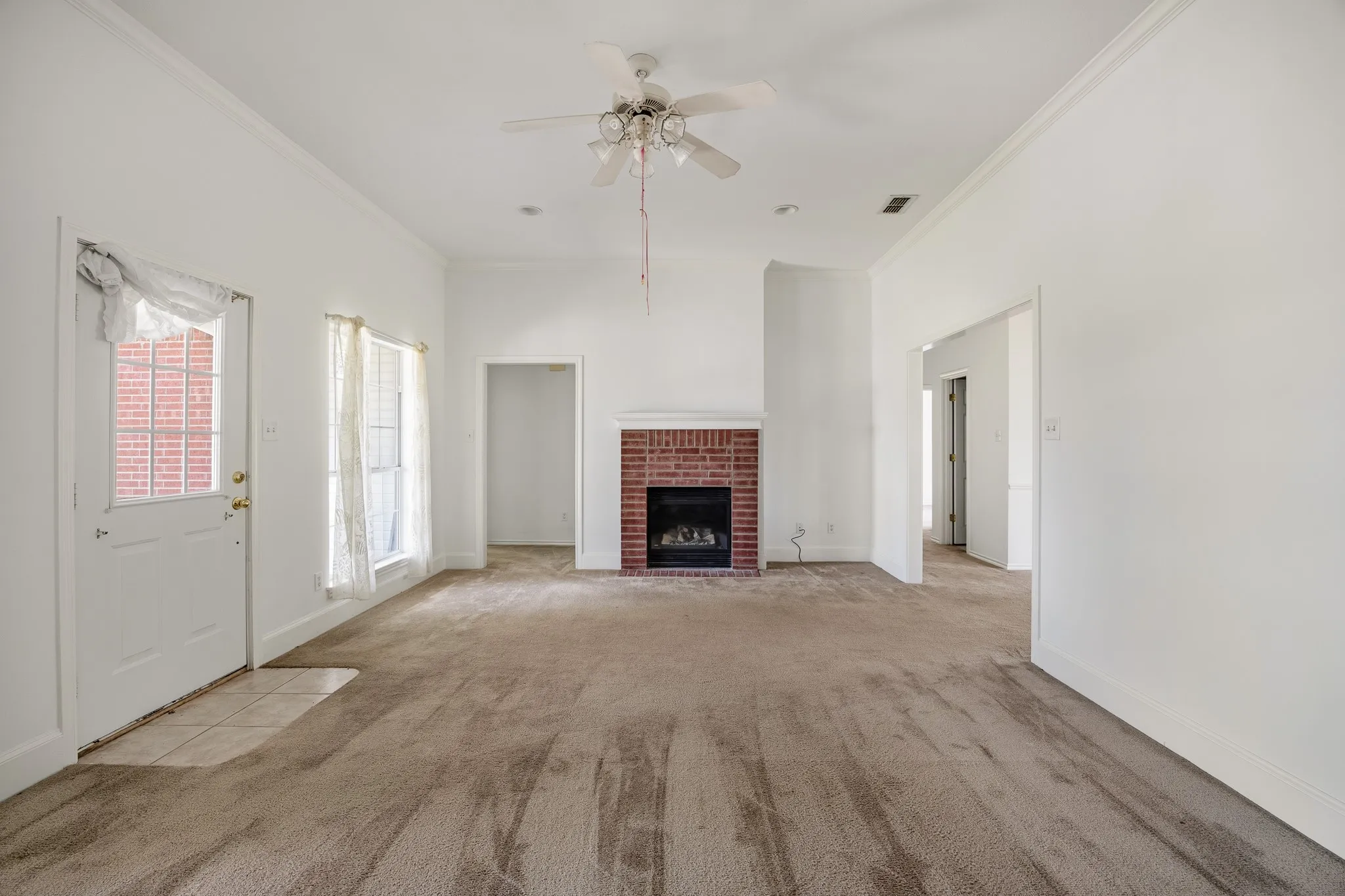 Single Family Residence For Sale in Smith County , 13091 Fm 344 W, Bullard, Texas 75757, 3 Bedroom, 3 Bathroom, 2 Garage spaces, 1,840 Sqft, built in 2002, mls#21280382, Real Estate Agent in Bullard, Homes For Sale in Smith county, Homes For Sale in Bullard, Realtor in Bullard Texas, Real Estate Brokerage Independent Realty Texas, Luminita Cordes Realtor