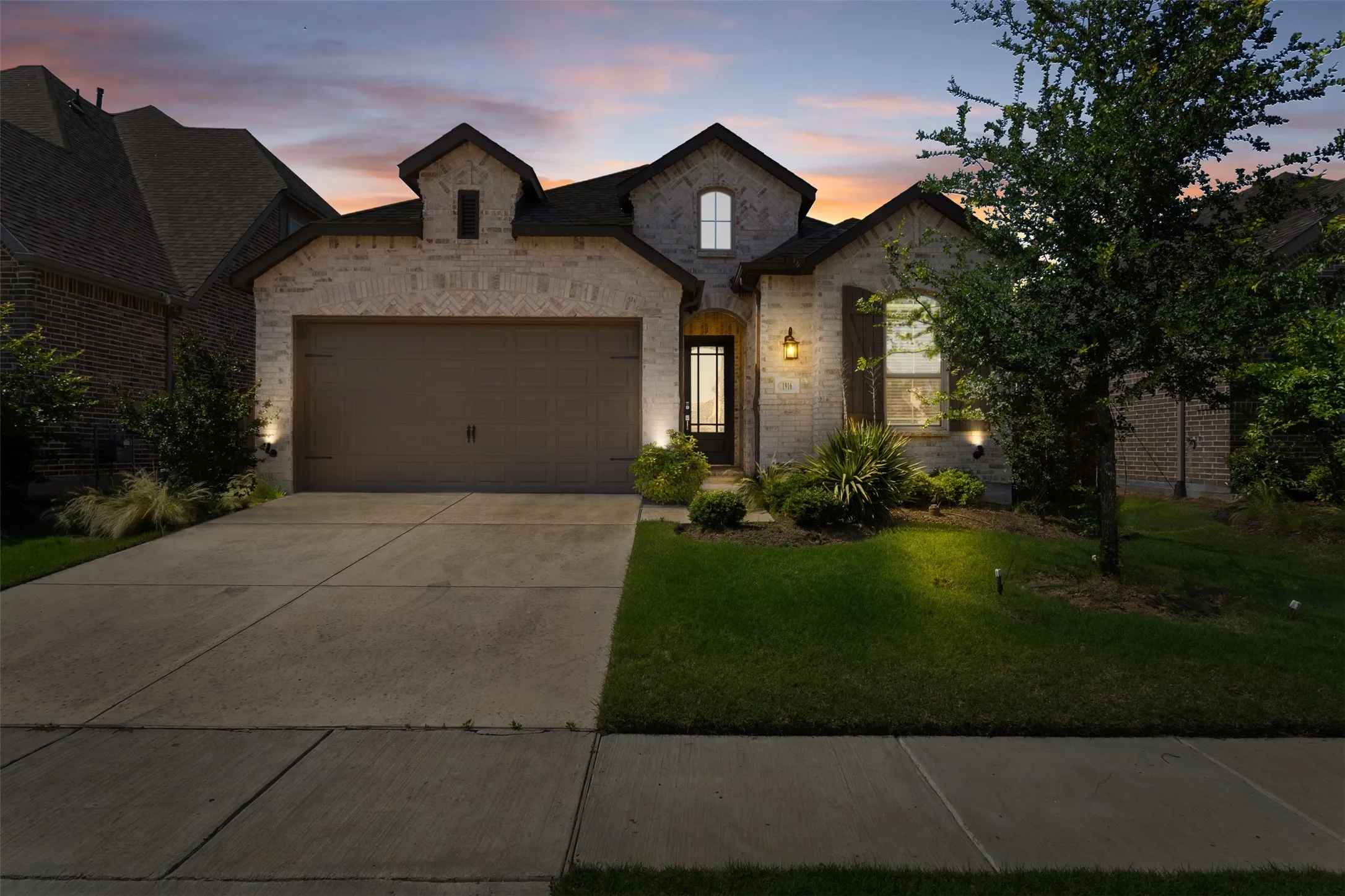 Single Family Residence For Sale in Denton County , 1916 Pelham Drive, Aubrey, Texas 76227, 4 Bedroom, 3 Bathroom, 2 Garage spaces, 1,971 Sqft, built in 2022, mls#21284731, Real Estate Agent in Aubrey, Homes For Sale in Denton county, Homes For Sale in Aubrey, Realtor in Aubrey Texas, Real Estate Brokerage Independent Realty Texas, Luminita Cordes Realtor
