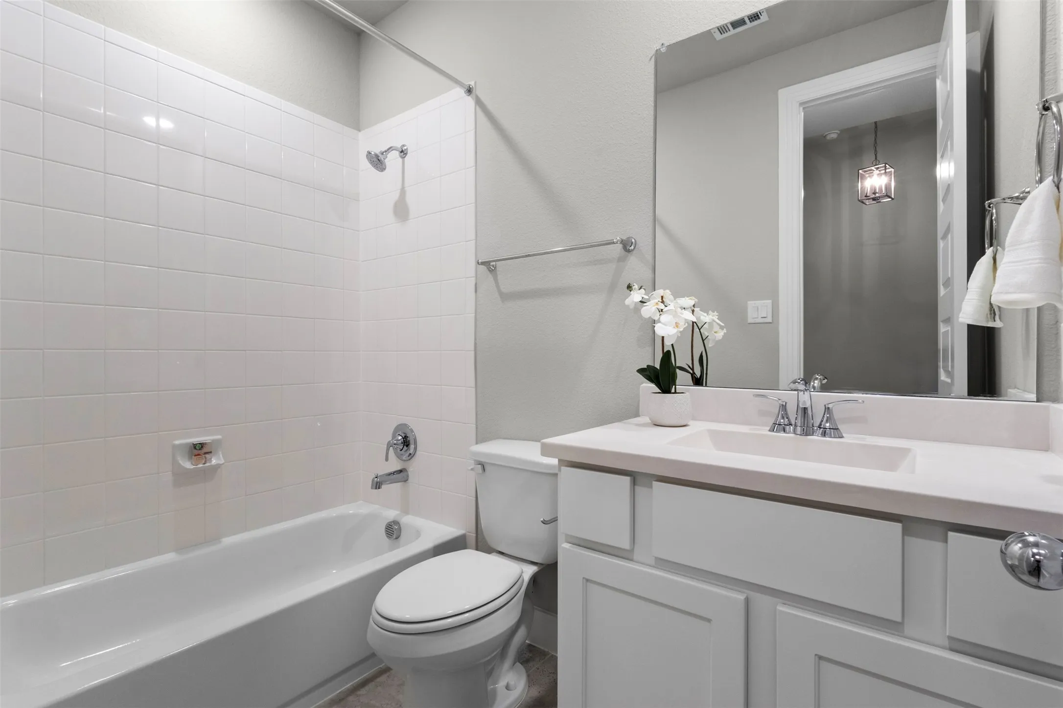 Single Family Residence For Sale in Denton County , 1916 Pelham Drive, Aubrey, Texas 76227, 4 Bedroom, 3 Bathroom, 2 Garage spaces, 1,971 Sqft, built in 2022, mls#21284731, Real Estate Agent in Aubrey, Homes For Sale in Denton county, Homes For Sale in Aubrey, Realtor in Aubrey Texas, Real Estate Brokerage Independent Realty Texas, Luminita Cordes Realtor