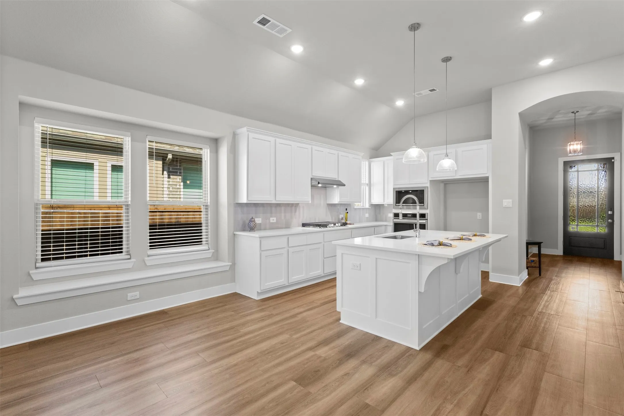 Single Family Residence For Sale in Denton County , 1916 Pelham Drive, Aubrey, Texas 76227, 4 Bedroom, 3 Bathroom, 2 Garage spaces, 1,971 Sqft, built in 2022, mls#21284731, Real Estate Agent in Aubrey, Homes For Sale in Denton county, Homes For Sale in Aubrey, Realtor in Aubrey Texas, Real Estate Brokerage Independent Realty Texas, Luminita Cordes Realtor