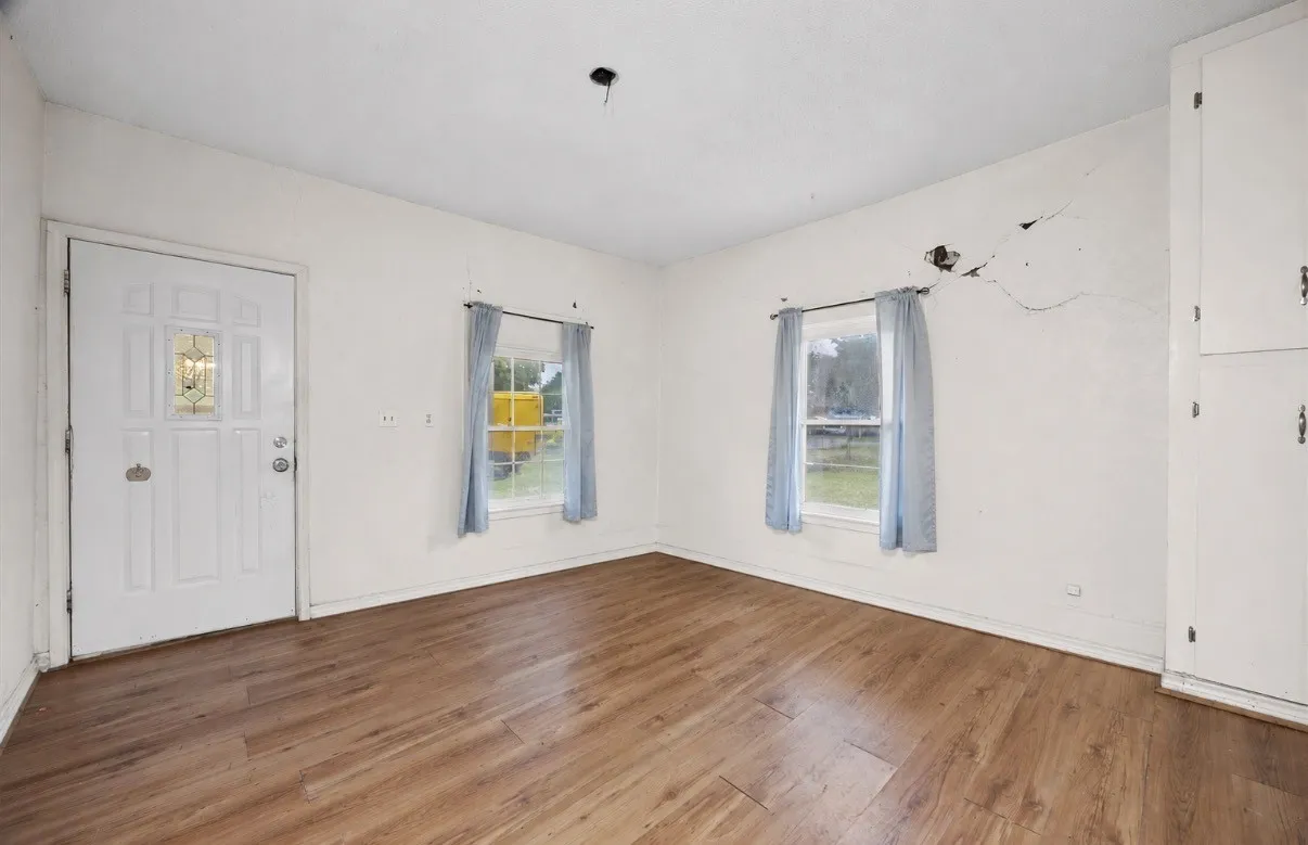 Single Family Residence For Sale in Hunt County , 502 S Elm Street, Celeste, Texas 75423, 3 Bedrooms, 1 Bathroom, Garage spaces, 1,156 Sqft, built in 1970, Price $150,000, mls#21281057, Real Estate Agent in Celeste, Homes For Sale in Hunt county, Homes For Sale in Celeste, Realtor in Celeste Texas, Real Estate Brokerage Independent Realty Texas, Luminita Cordes Realtor