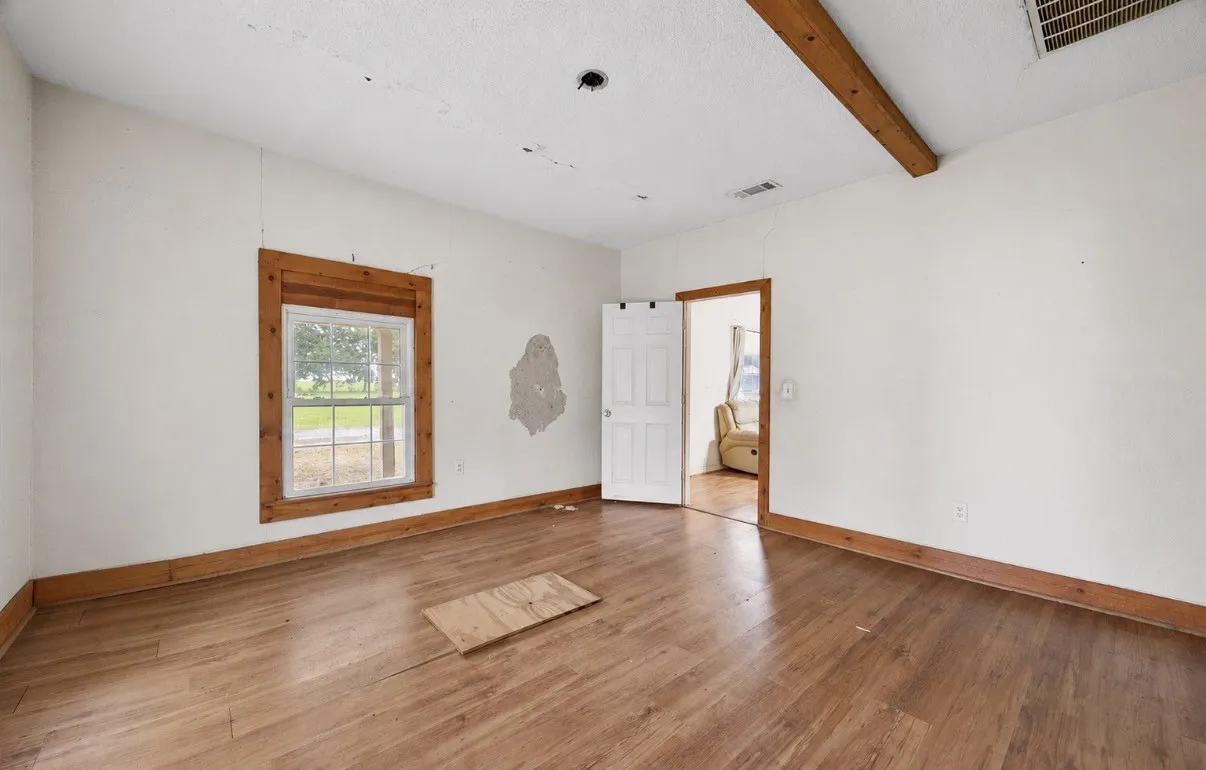 Single Family Residence For Sale in Hunt County , 502 S Elm Street, Celeste, Texas 75423, 3 Bedrooms, 1 Bathroom, Garage spaces, 1,156 Sqft, built in 1970, Price $150,000, mls#21281057, Real Estate Agent in Celeste, Homes For Sale in Hunt county, Homes For Sale in Celeste, Realtor in Celeste Texas, Real Estate Brokerage Independent Realty Texas, Luminita Cordes Realtor