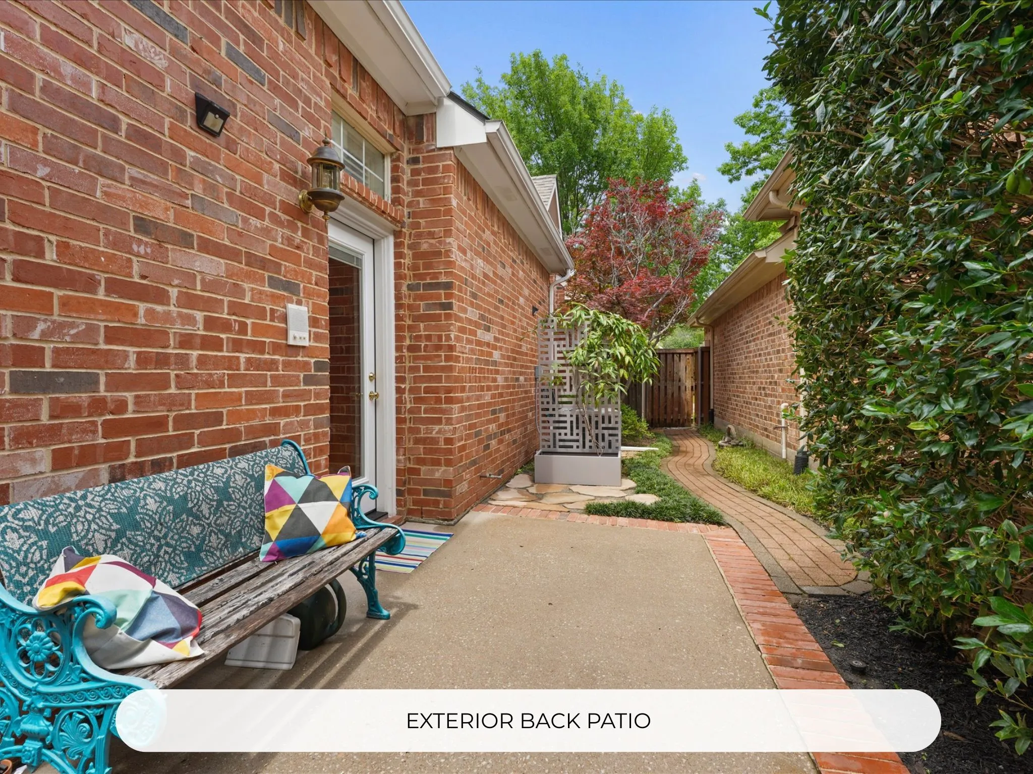 Single Family Residence For Sale in Collin County , 5923 La Cumbre Drive, Mc Kinney, Texas 75072, 5 Bedroom, 3 Bathroom, 2 Garage spaces, 3,075 Sqft, built in 1992, mls#21283921, Real Estate Agent in Mc Kinney, Homes For Sale in Collin county, Homes For Sale in Mc Kinney, Realtor in Mc Kinney Texas, Real Estate Brokerage Independent Realty Texas, Luminita Cordes Realtor