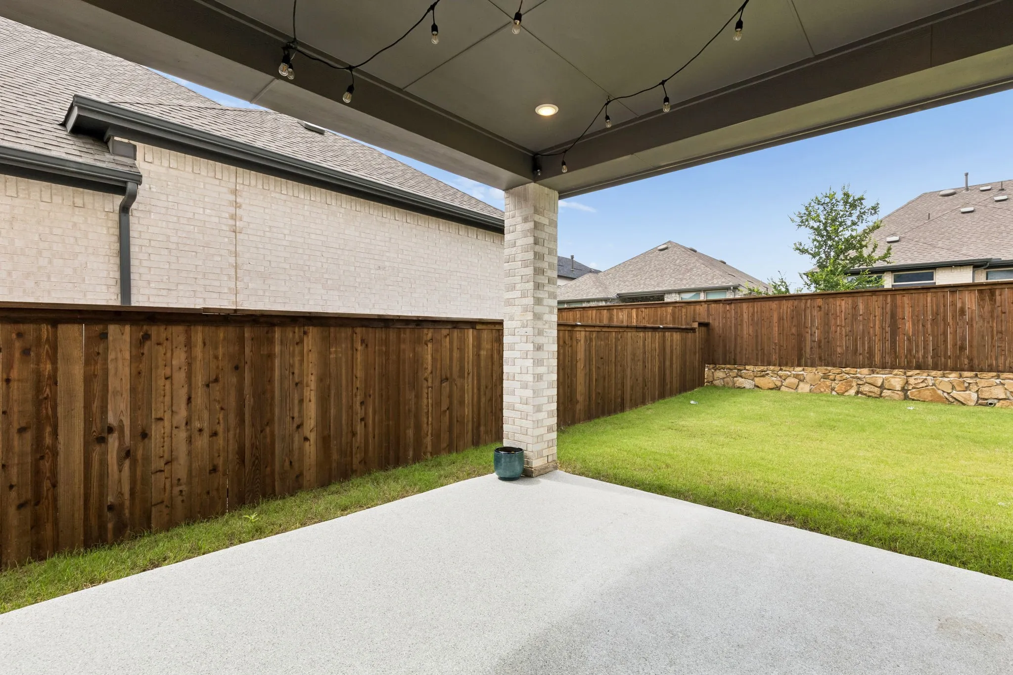 Single Family Residence For Sale in Collin County , 2624 Diamondhead Place, Celina, Texas 75009, 5 Bedroom, 5 Bathroom, 2 Garage spaces, 3,291 Sqft, built in 2025, Price $725,000, mls#21284740, Real Estate Agent in Celina, Homes For Sale in Collin county, Homes For Sale in Celina, Realtor in Celina Texas, Real Estate Brokerage Independent Realty Texas, Luminita Cordes Realtor