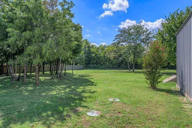 Single Family Residence For Sale in Grayson County , 99 Catamaran Court, Gordonville, Texas 76245, 3 Bedroom, 2 Bathroom, 2 Garage spaces, 1,399 Sqft, built in 2005, mls#21284264, Real Estate Agent in Gordonville, Homes For Sale in Grayson county, Homes For Sale in Gordonville, Realtor in Gordonville Texas, Real Estate Brokerage Independent Realty Texas, Luminita Cordes Realtor