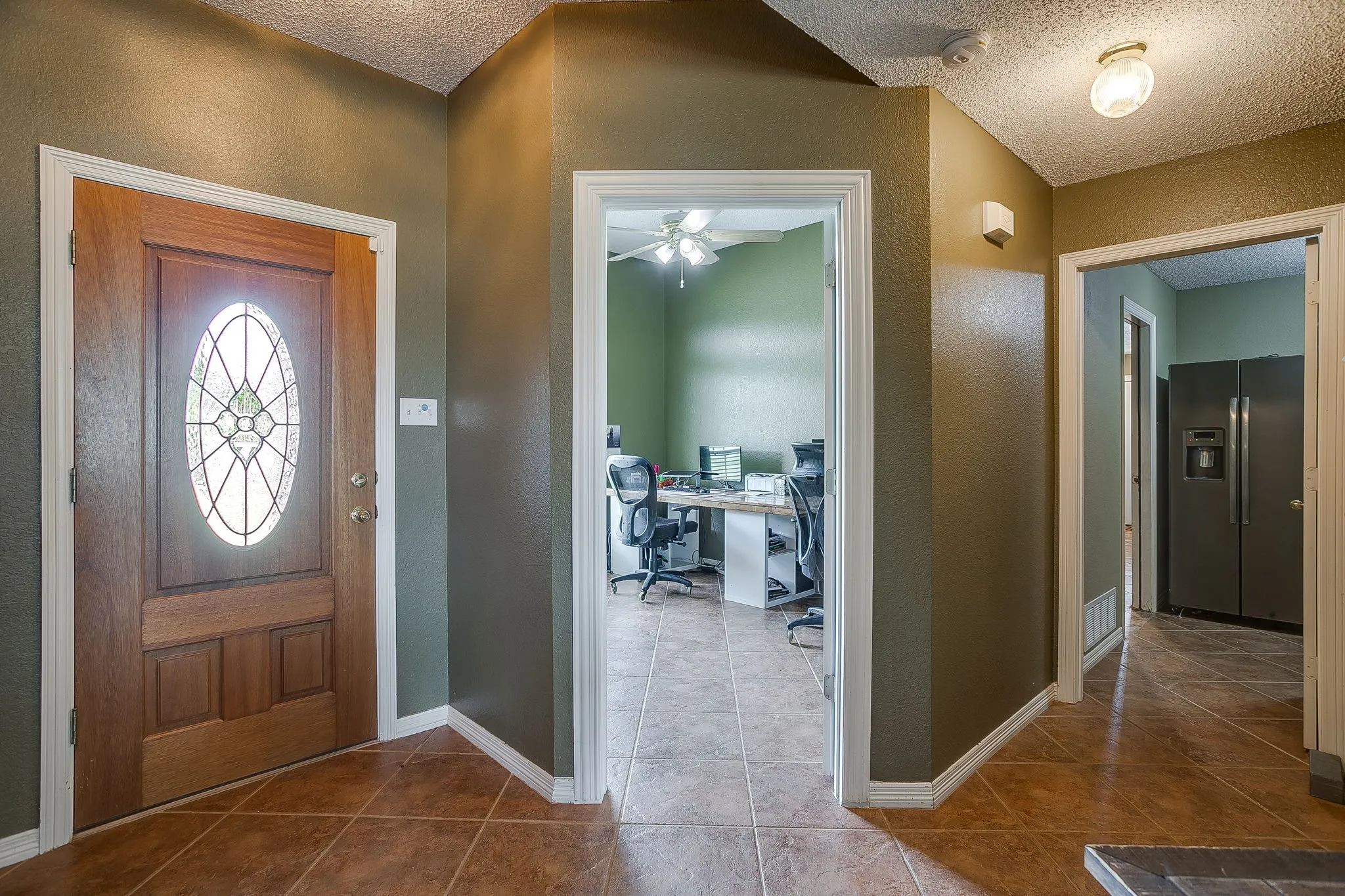 Single Family Residence For Sale in Ellis County , 1050 Hampel Road, Palmer, Texas 75152, 4 Bedroom, 2 Bathroom, 2 Garage spaces, 2,431 Sqft, built in 1998, mls#21284768, Real Estate Agent in Palmer, Homes For Sale in Ellis county, Homes For Sale in Palmer, Realtor in Palmer Texas, Real Estate Brokerage Independent Realty Texas, Luminita Cordes Realtor
