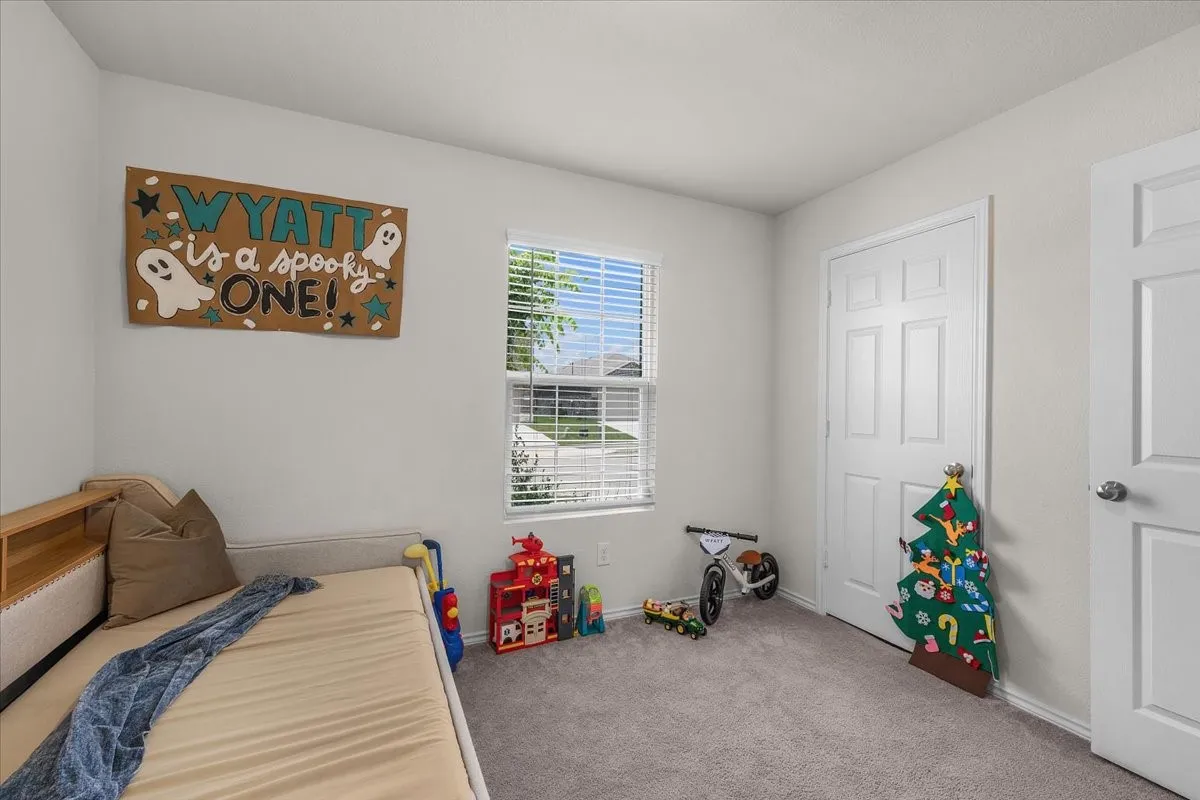 Single Family Residence For Sale in Denton County , 16016 Wanderer Lane, Haslet, Texas 76052, 3 Bedroom, 2 Bathroom, 2 Garage spaces, 1,427 Sqft, built in 2022, mls#21279736, Real Estate Agent in Haslet, Homes For Sale in Denton county, Homes For Sale in Haslet, Realtor in Haslet Texas, Real Estate Brokerage Independent Realty Texas, Luminita Cordes Realtor
